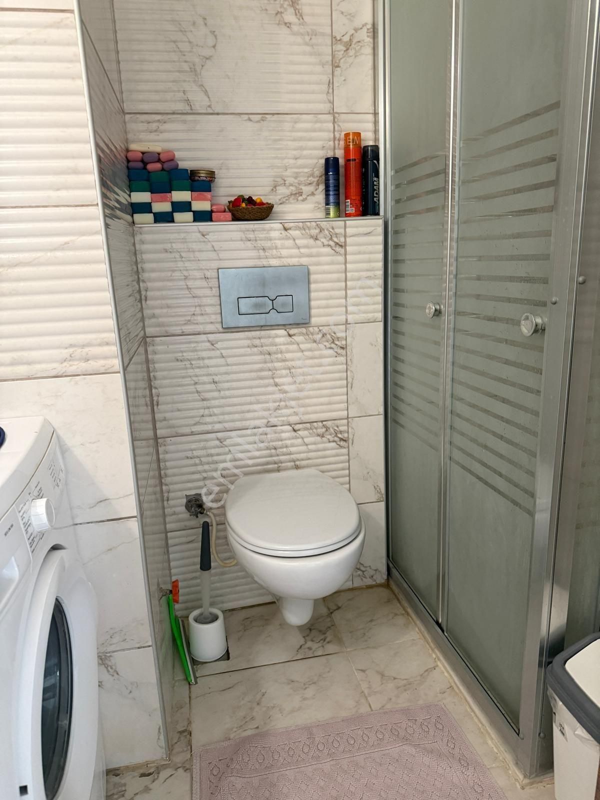 Kuşadası Havuzlu Sitede 1+1 Eşyalı Kiralık - Görsel 7