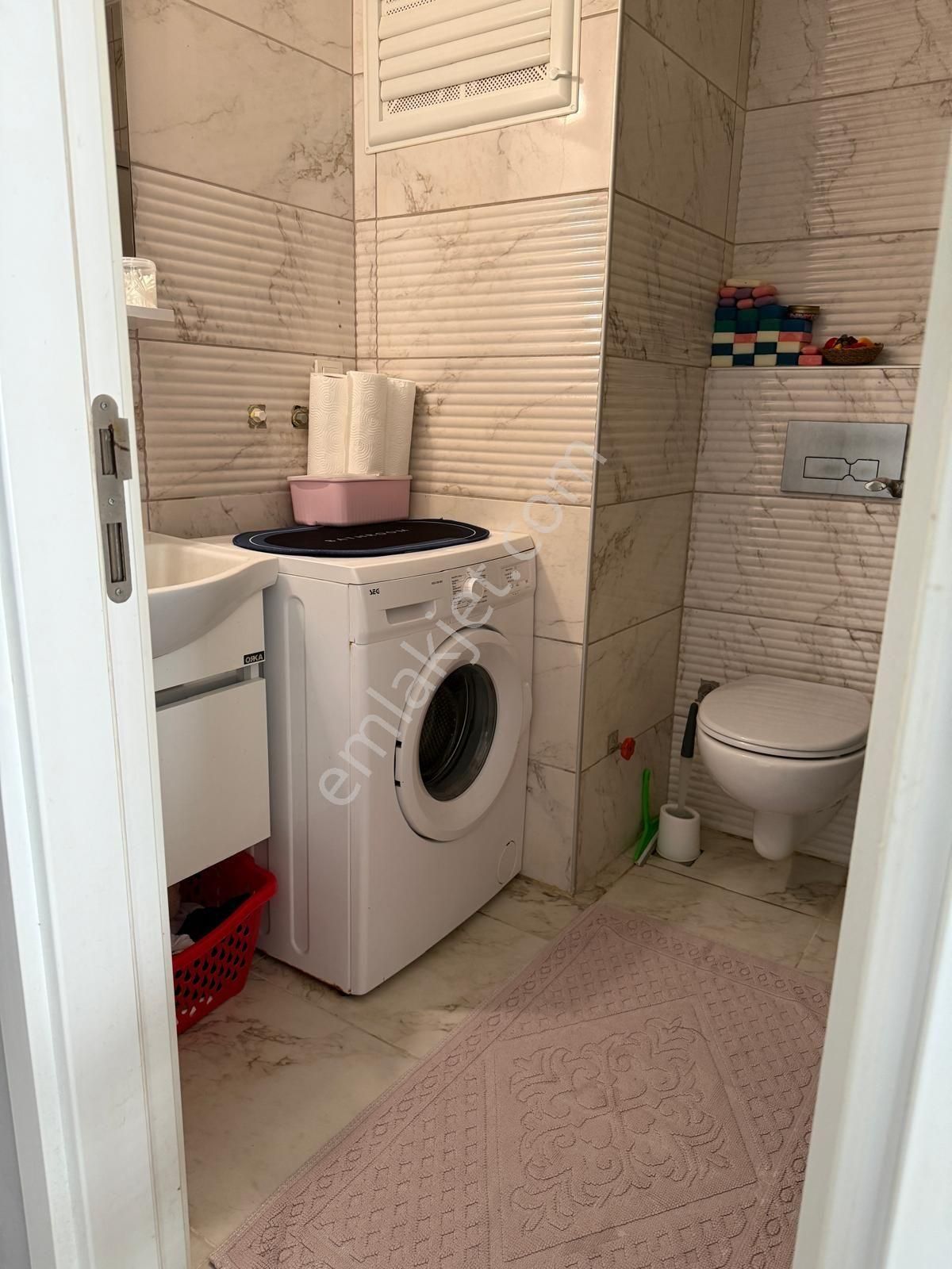 Kuşadası Havuzlu Sitede 1+1 Eşyalı Kiralık - Görsel 14