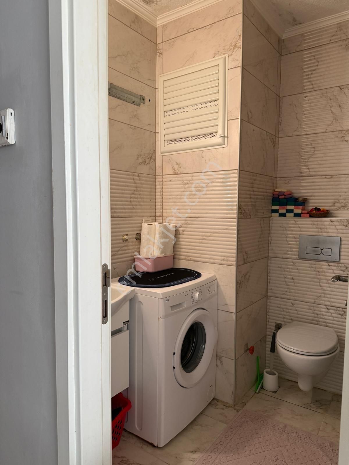 Kuşadası Havuzlu Sitede 1+1 Eşyalı Kiralık - Görsel 6