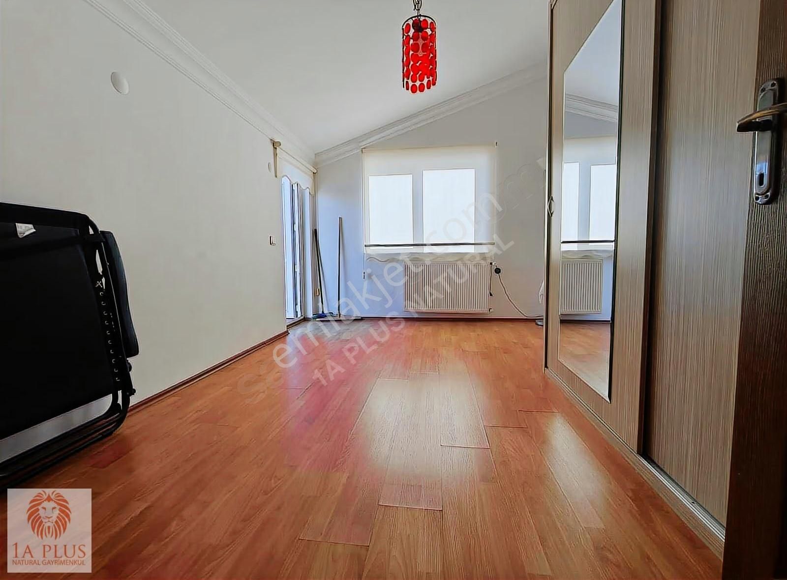 Konyaaltı'nda 5+1 210 M2 Devasa Dublex Pınarbaşı Mahallesi - Görsel 8