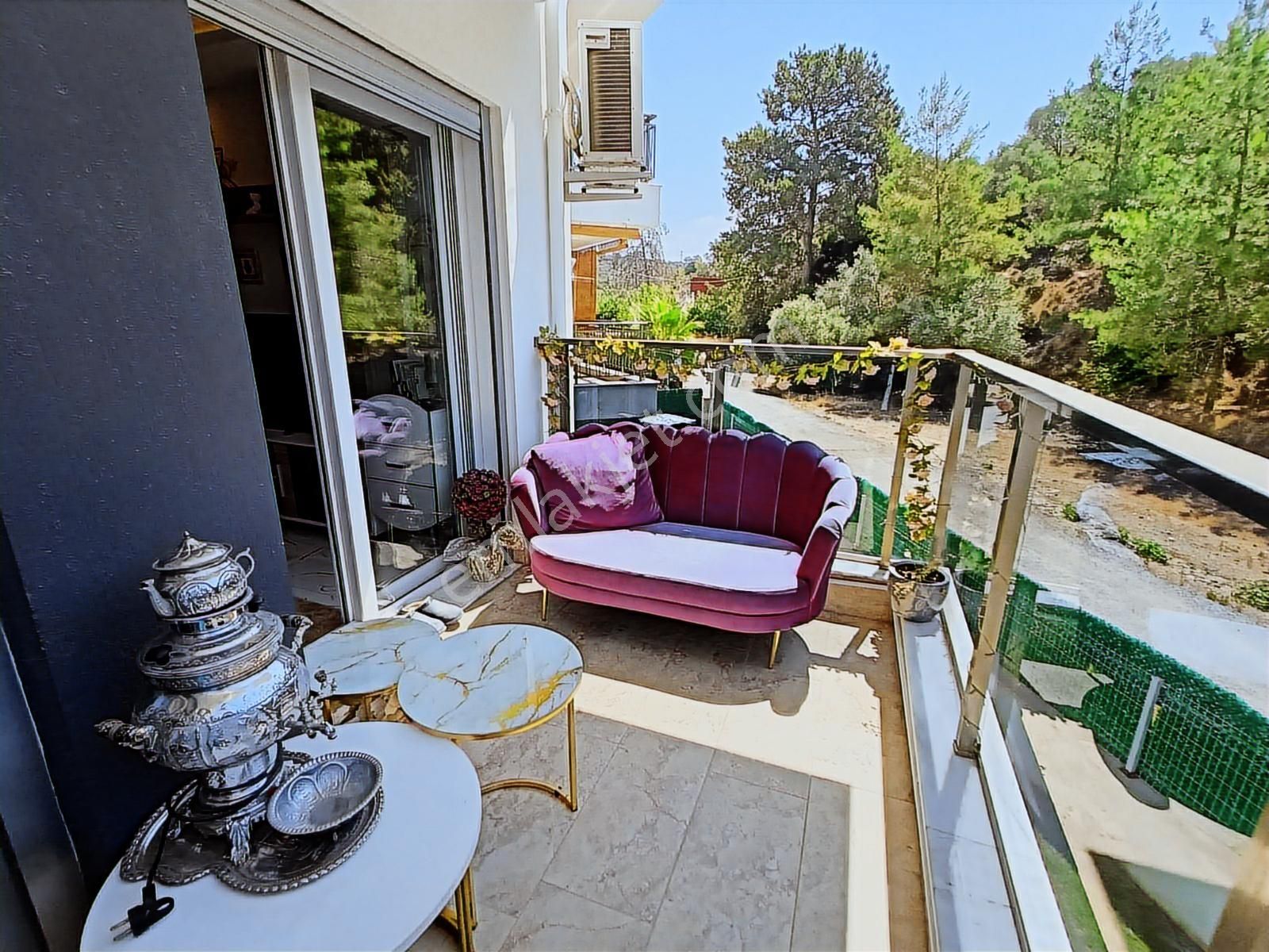 Doğalgazlı Ebeveyn Banyolu Balkonlu 1+1 Havuzlu Site Satılık - Görsel 7