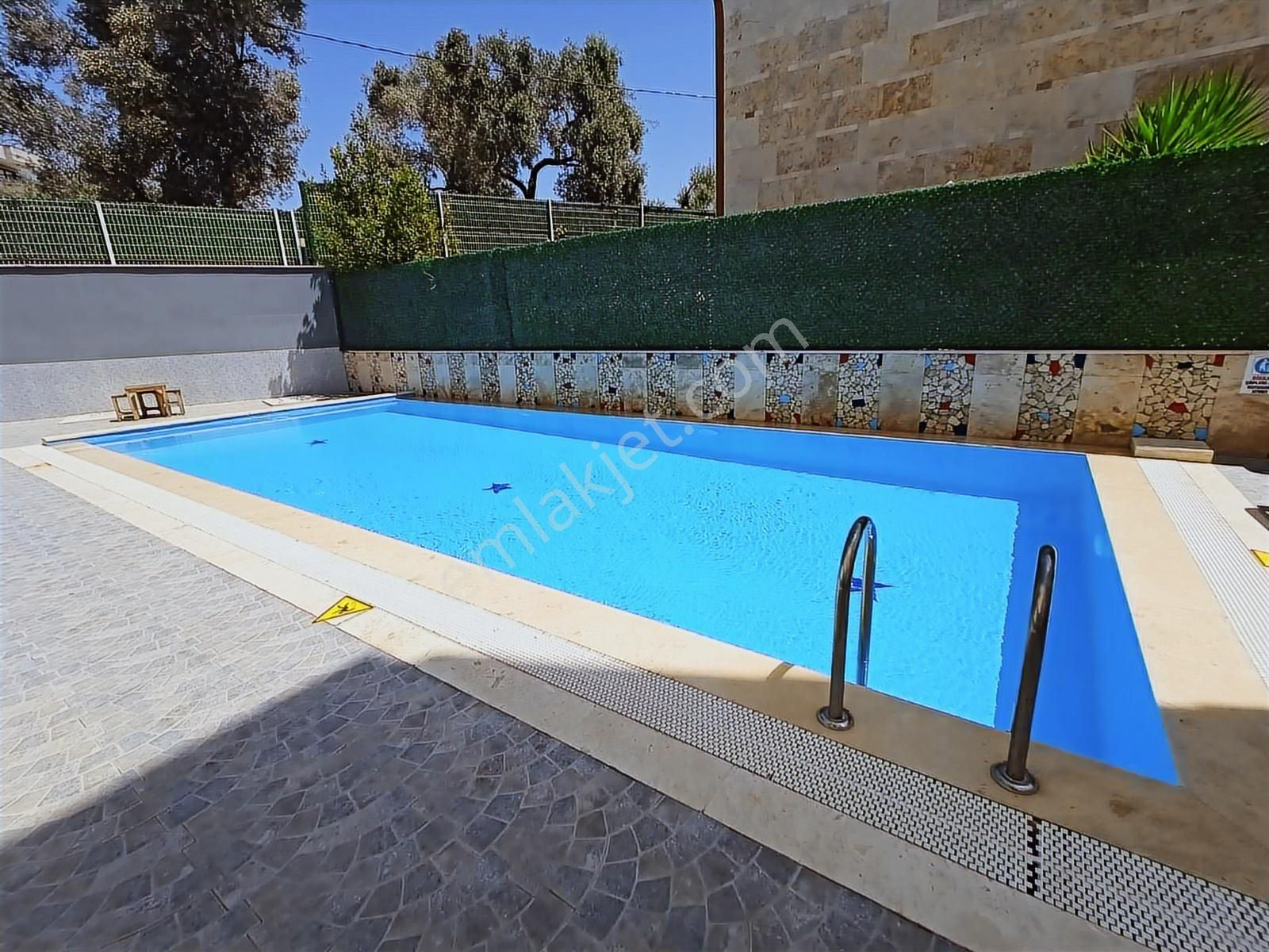 Doğalgazlı Ebeveyn Banyolu Balkonlu 1+1 Havuzlu Site Satılık - Görsel 15