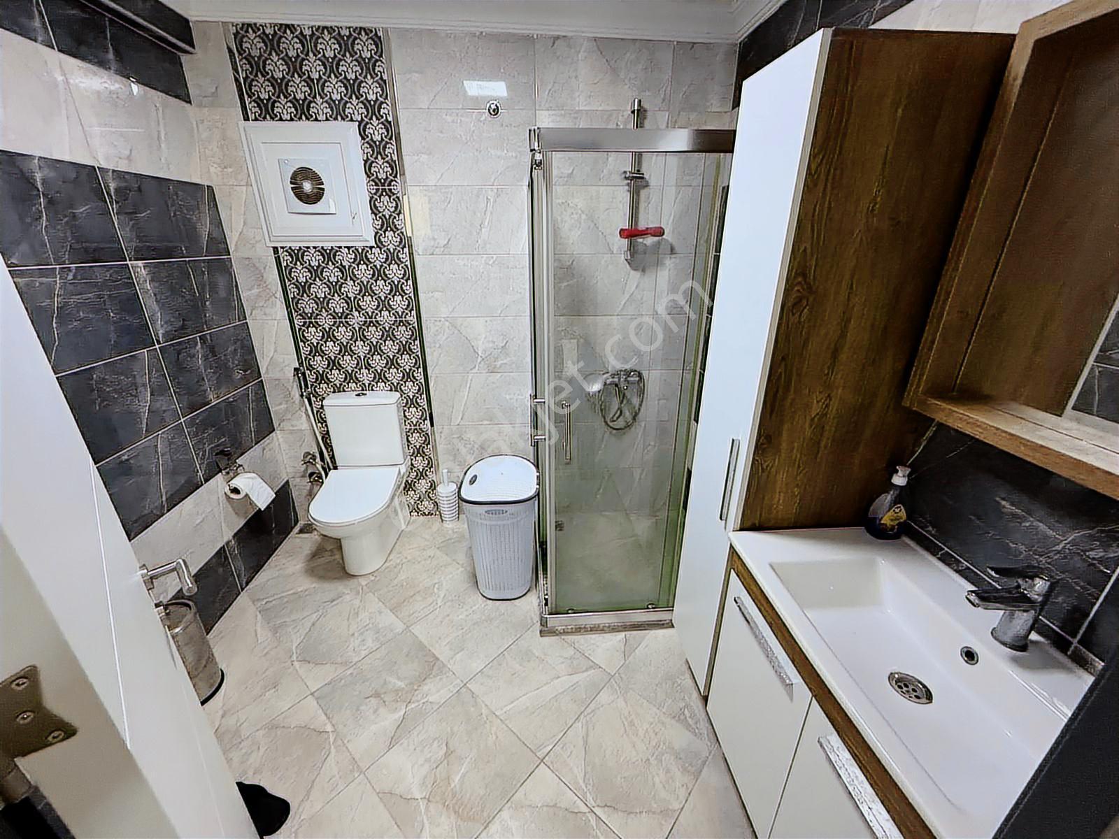 Kuşadası Merkeze Yakın Eşyalı Güvenlik Ve Havuzlu 3+1 Satılık - Görsel 25