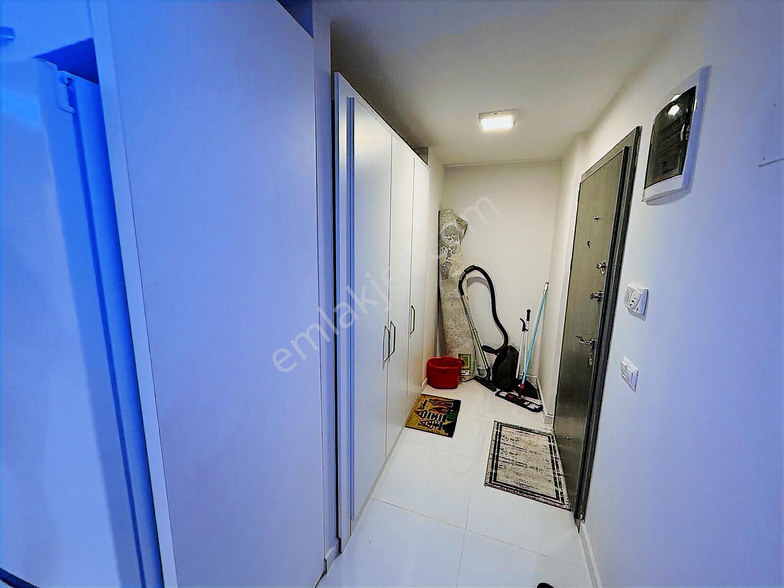 Kuşadası Merkeze Yakın Eşyalı Güvenlik Ve Havuzlu 3+1 Satılık - Görsel 22
