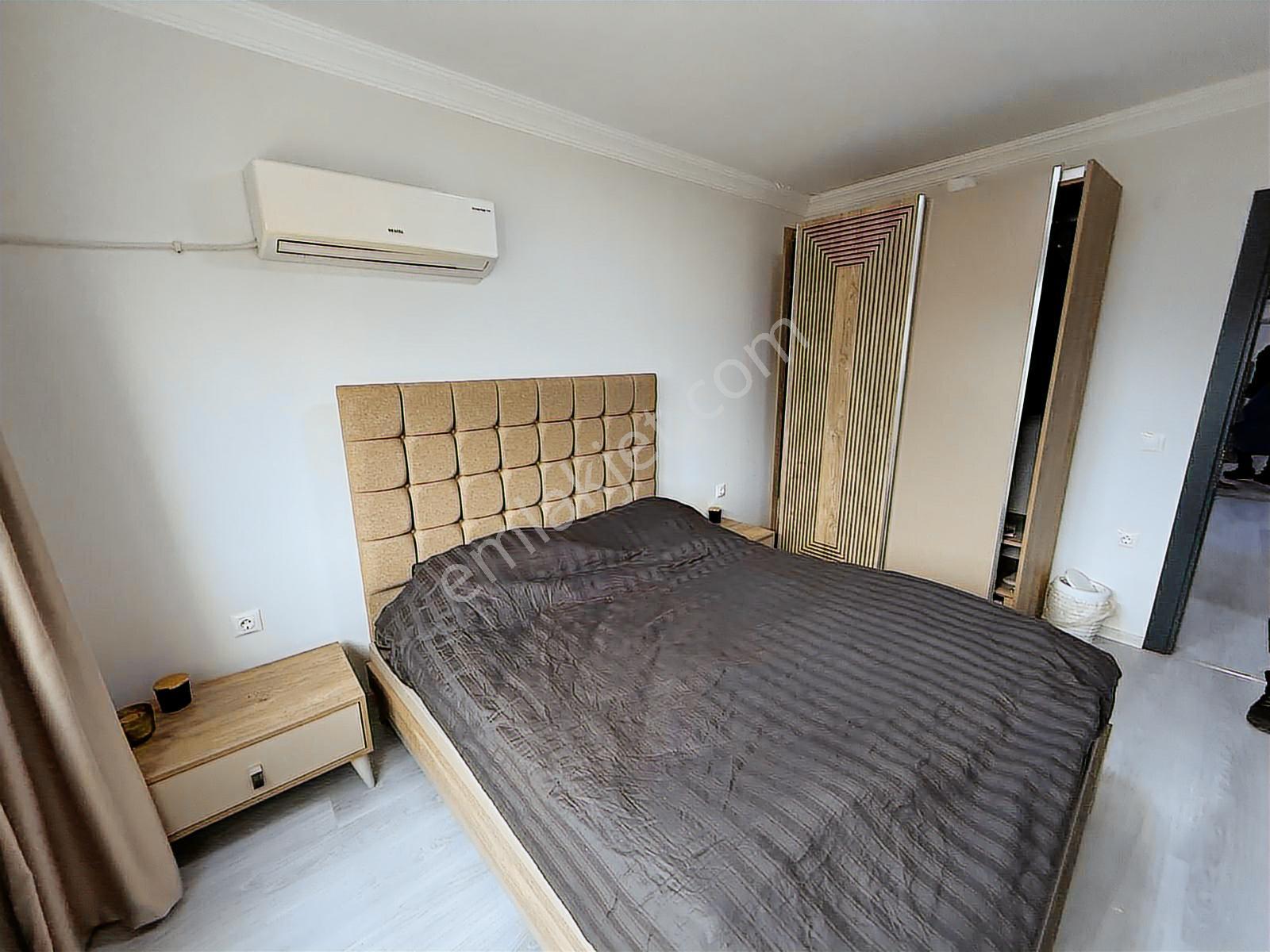 Kuşadası Merkeze Yakın Eşyalı Güvenlik Ve Havuzlu 3+1 Satılık - Görsel 15