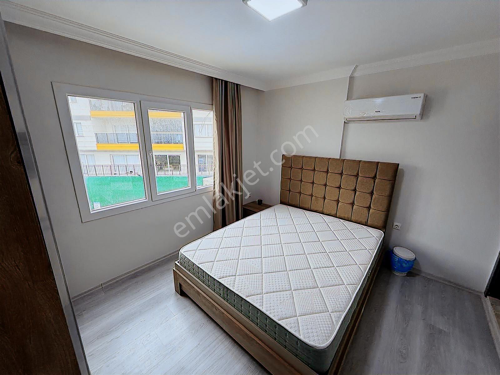 Kuşadası Merkeze Yakın Eşyalı Güvenlik Ve Havuzlu 3+1 Satılık - Görsel 18