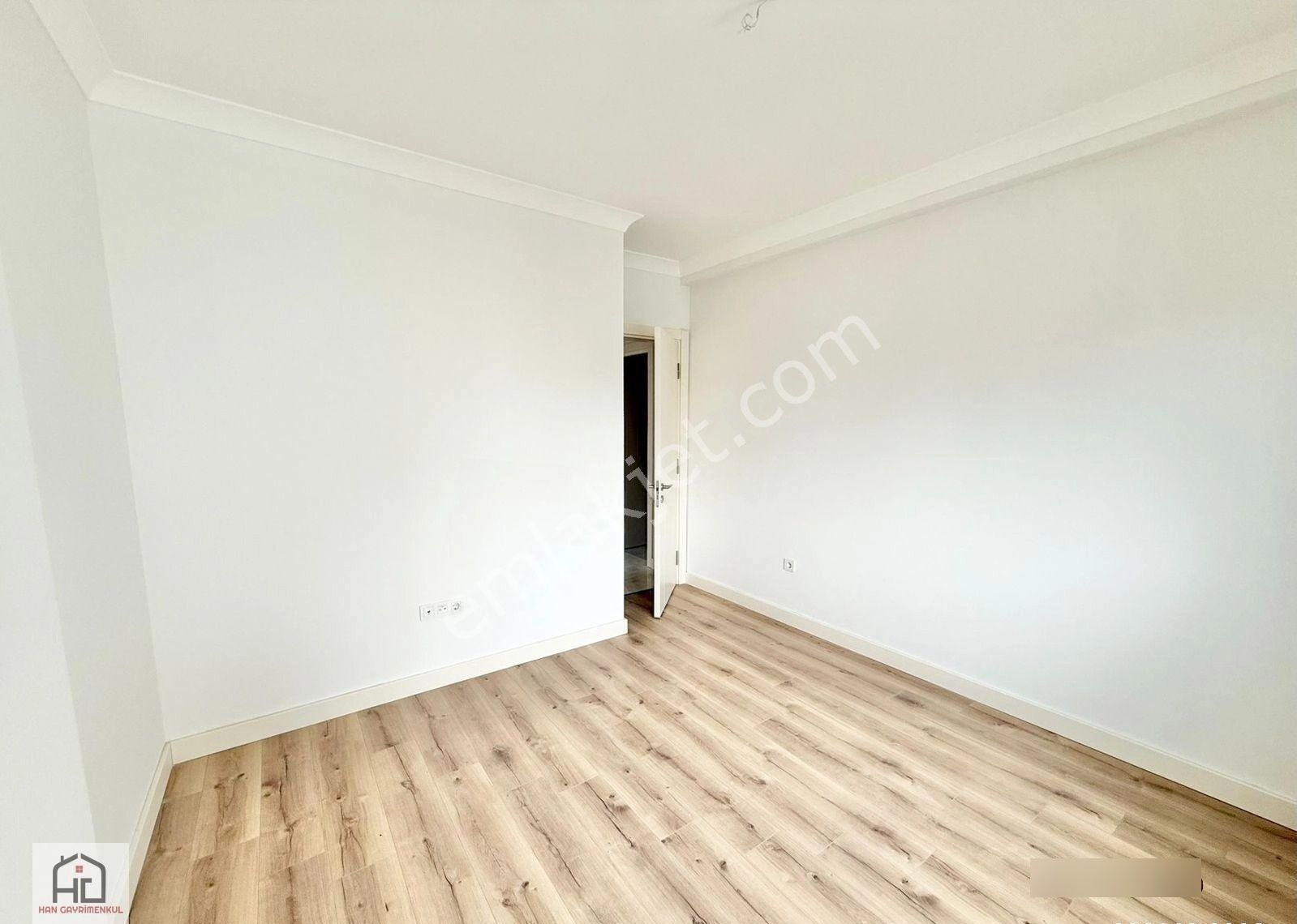 Caddebostan Hamam Sokakta 2+1 Güvenlikli Kombili Lüks Sıfır Bina - Görsel 15