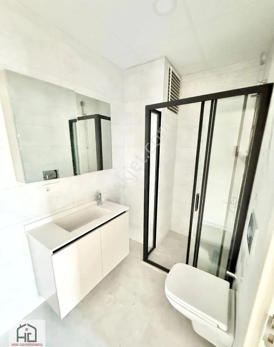 Caddebostan Hamam Sokakta 2+1 Güvenlikli Kombili Lüks Sıfır Bina - Görsel 6
