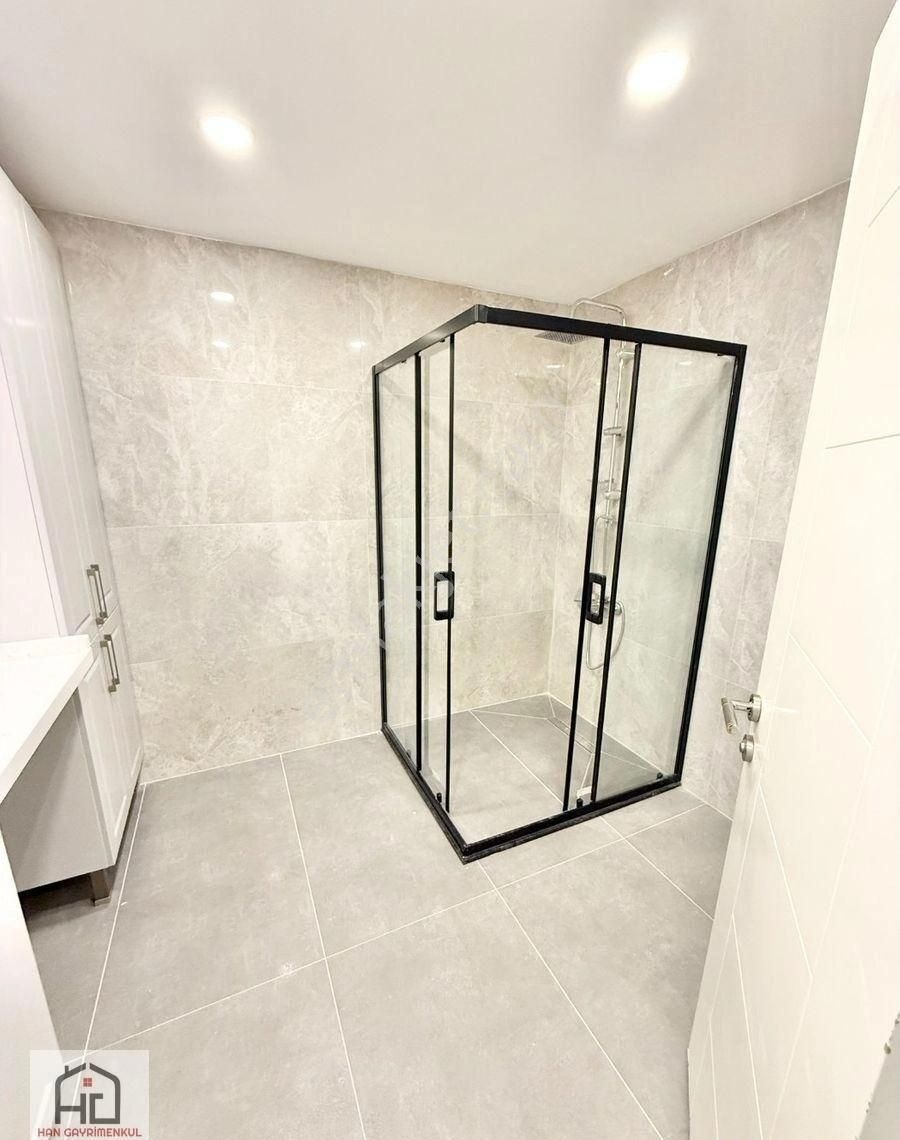 Suadiye Zara'ya Yakın 2+1 Kapalı Otoparklı Yeni Binada Masrafsız - Görsel 23