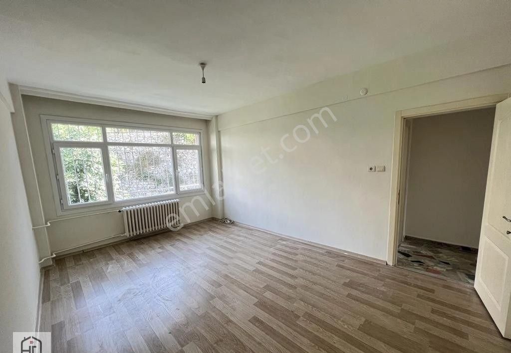 Han Emlaktan Boğaz Manzaralı 3+1 Kombili Balkonlu Kiralık Daire! - Görsel 28