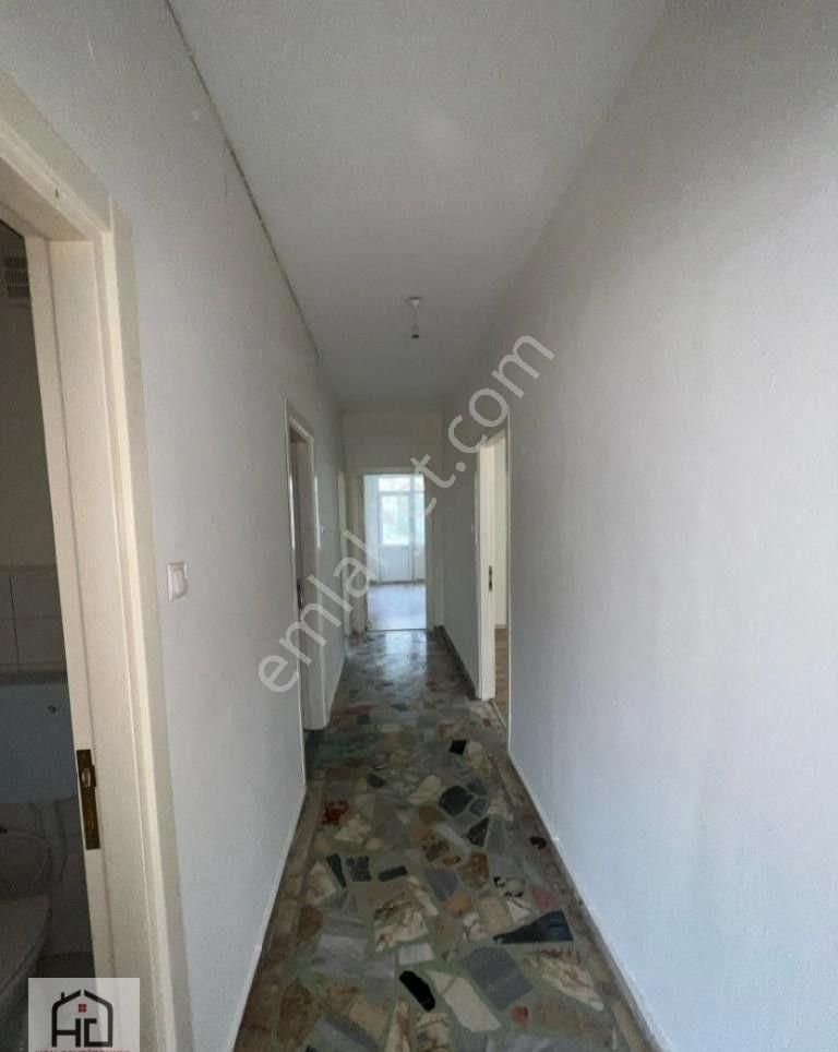 Han Emlaktan Boğaz Manzaralı 3+1 Kombili Balkonlu Kiralık Daire! - Görsel 25