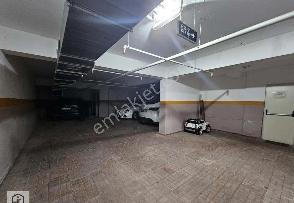 Han Emlaktan Caddeye Yakın 3+1 Ebeveyn Banyolu Fırsat Yeni Bina - Görsel 3