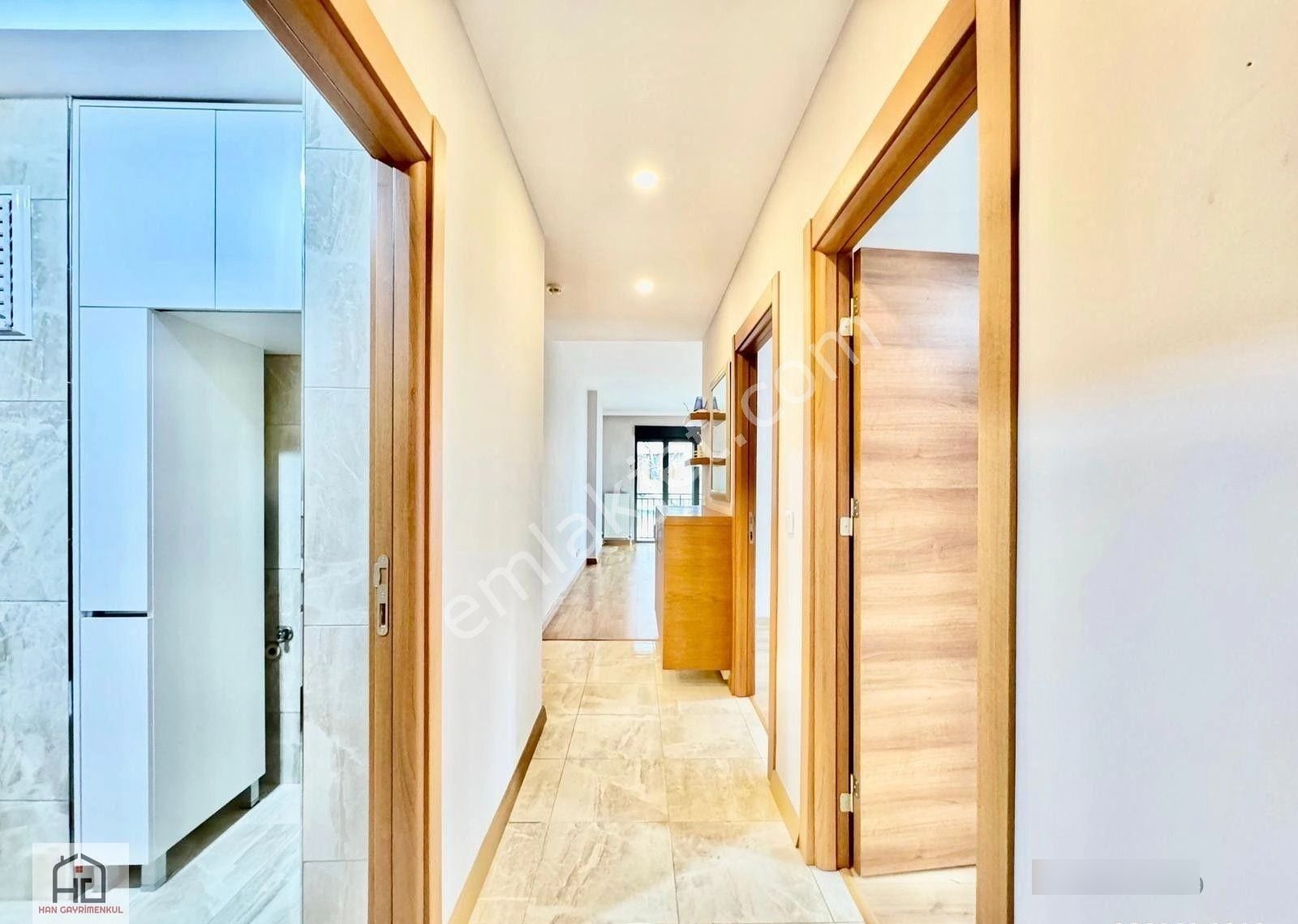 Han Emlak'tan Caddeye Yakın 3+1 Balkonlu Ebeveyn Banyolu Fırsat Yeni Bina - Görsel 5