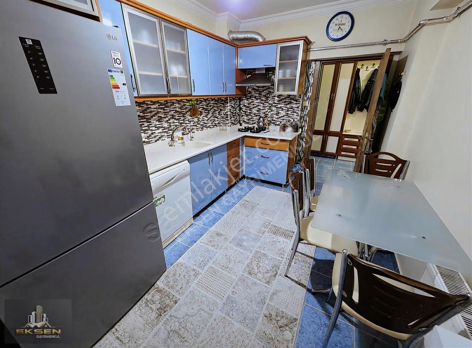 Eksen'den Site İçerisinde Ara Kat Manzaralı Güvenlikli 3+1 Daire - Görsel 33