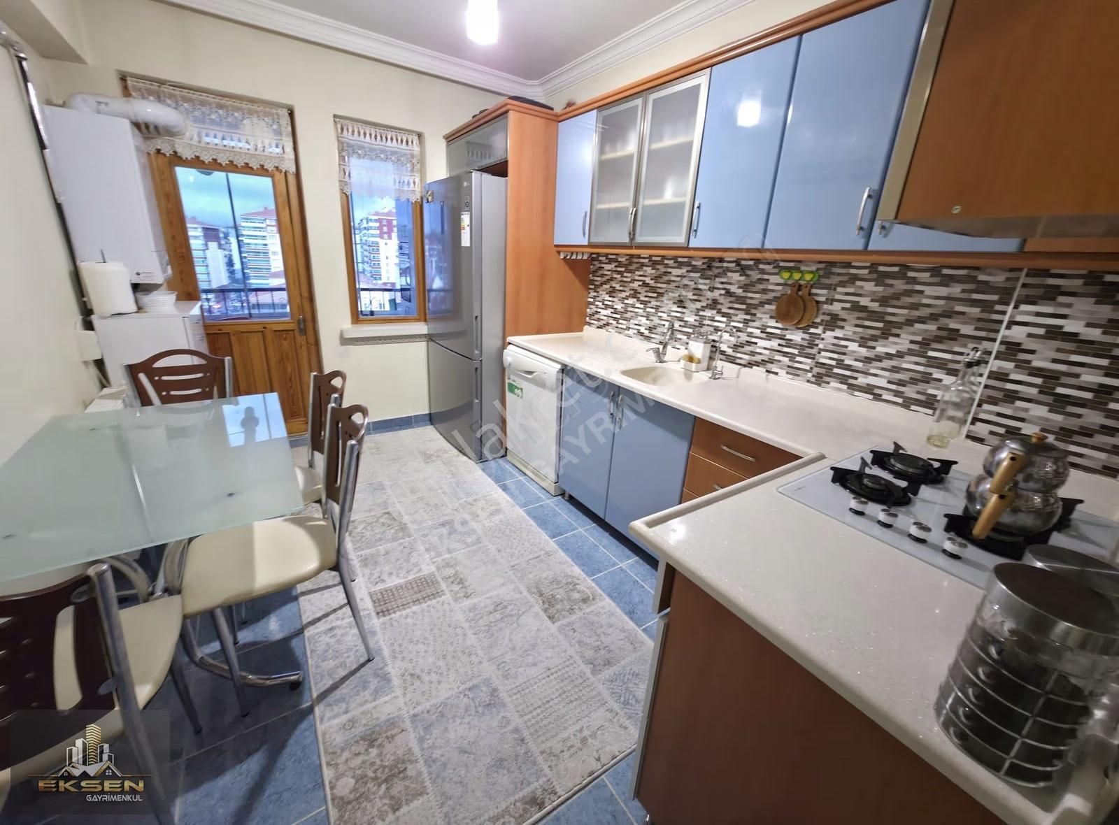 Eksen'den Site İçerisinde Ara Kat Manzaralı Güvenlikli 3+1 Daire