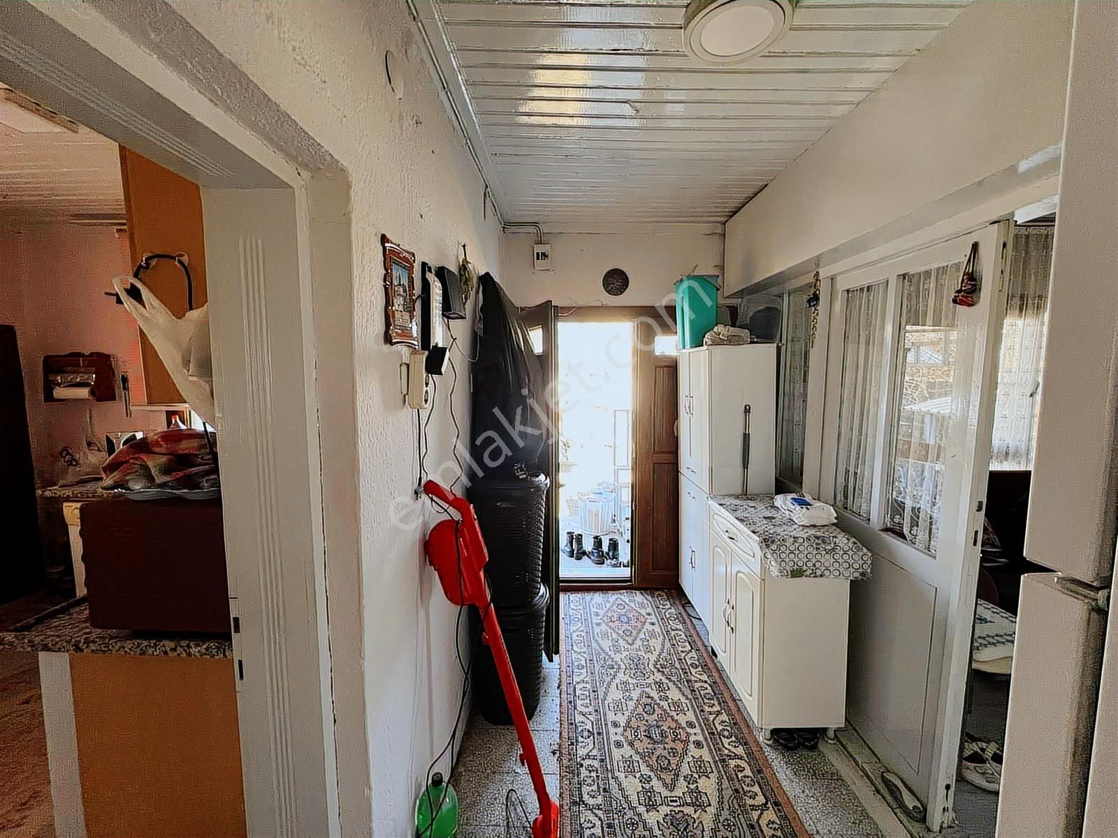 Bergama Kozak Yukarıbey'de Satılık Bahçeli Müstakil Ev - Görsel 21