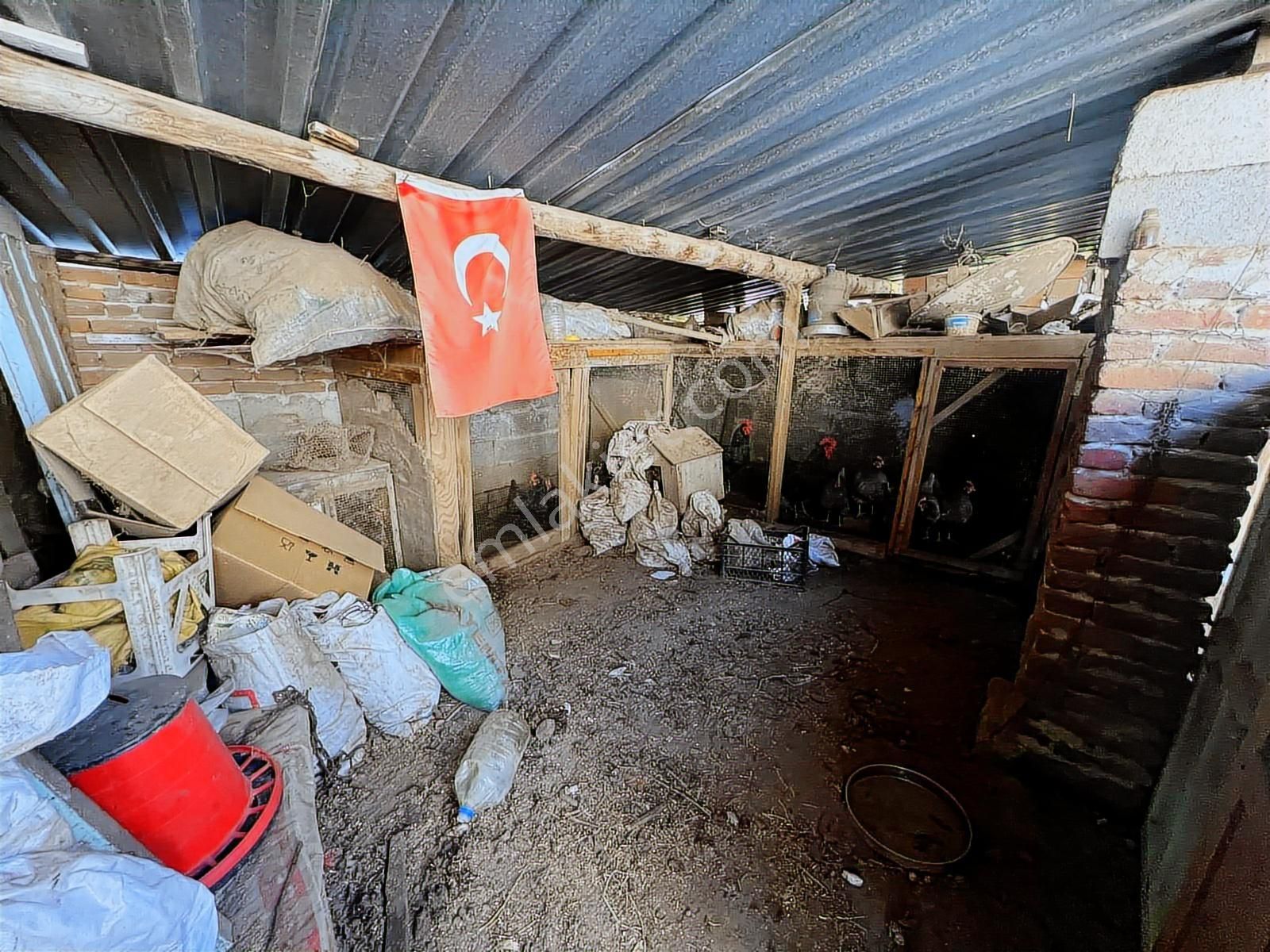 Bergama Kozak Yukarıbey'de Satılık Bahçeli Müstakil Ev - Görsel 16