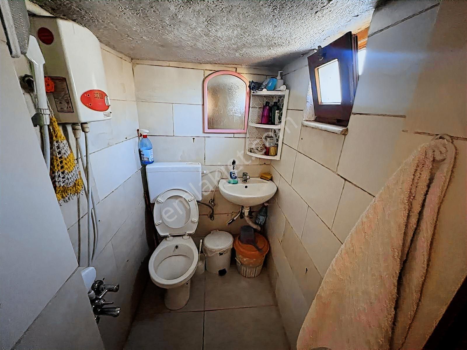 Bergama Kozak Yukarıbey'de Satılık Bahçeli Müstakil Ev - Görsel 25