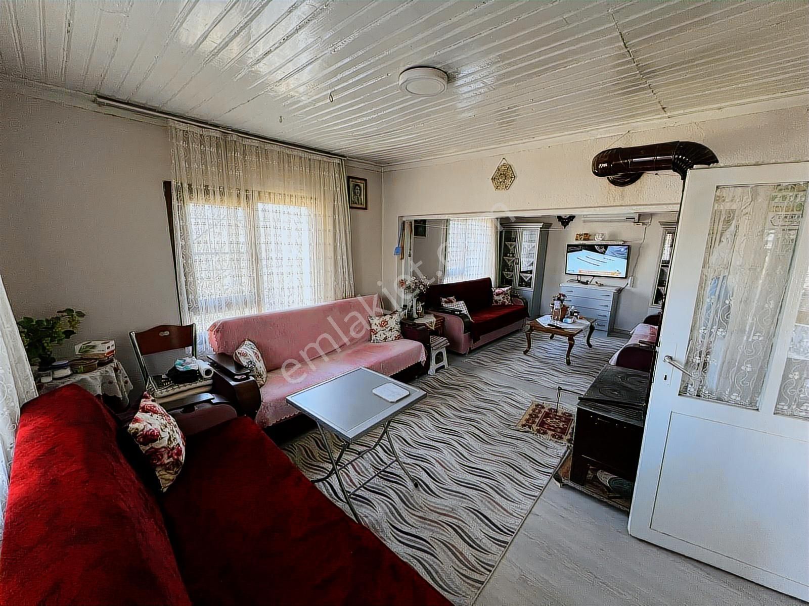 Bergama Kozak Yukarıbey'de Satılık Bahçeli Müstakil Ev - Görsel 11