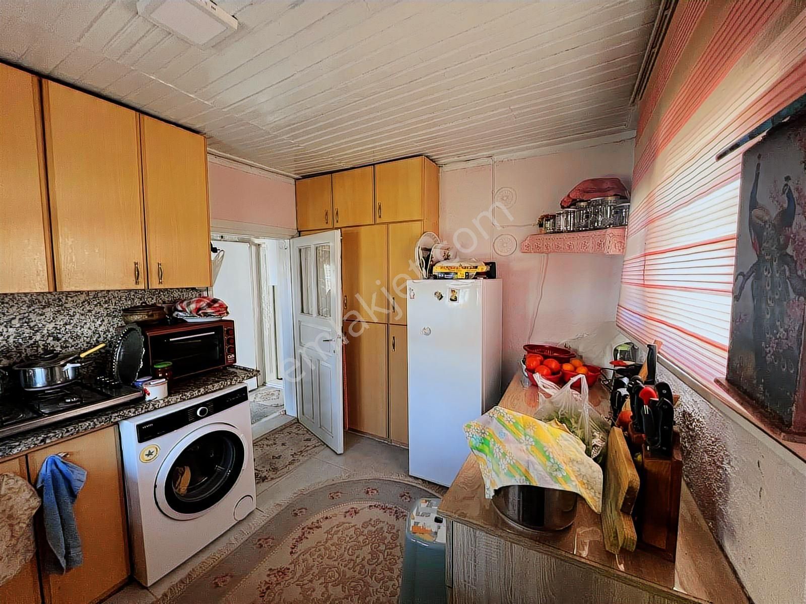 Bergama Kozak Yukarıbey'de Satılık Bahçeli Müstakil Ev - Görsel 23