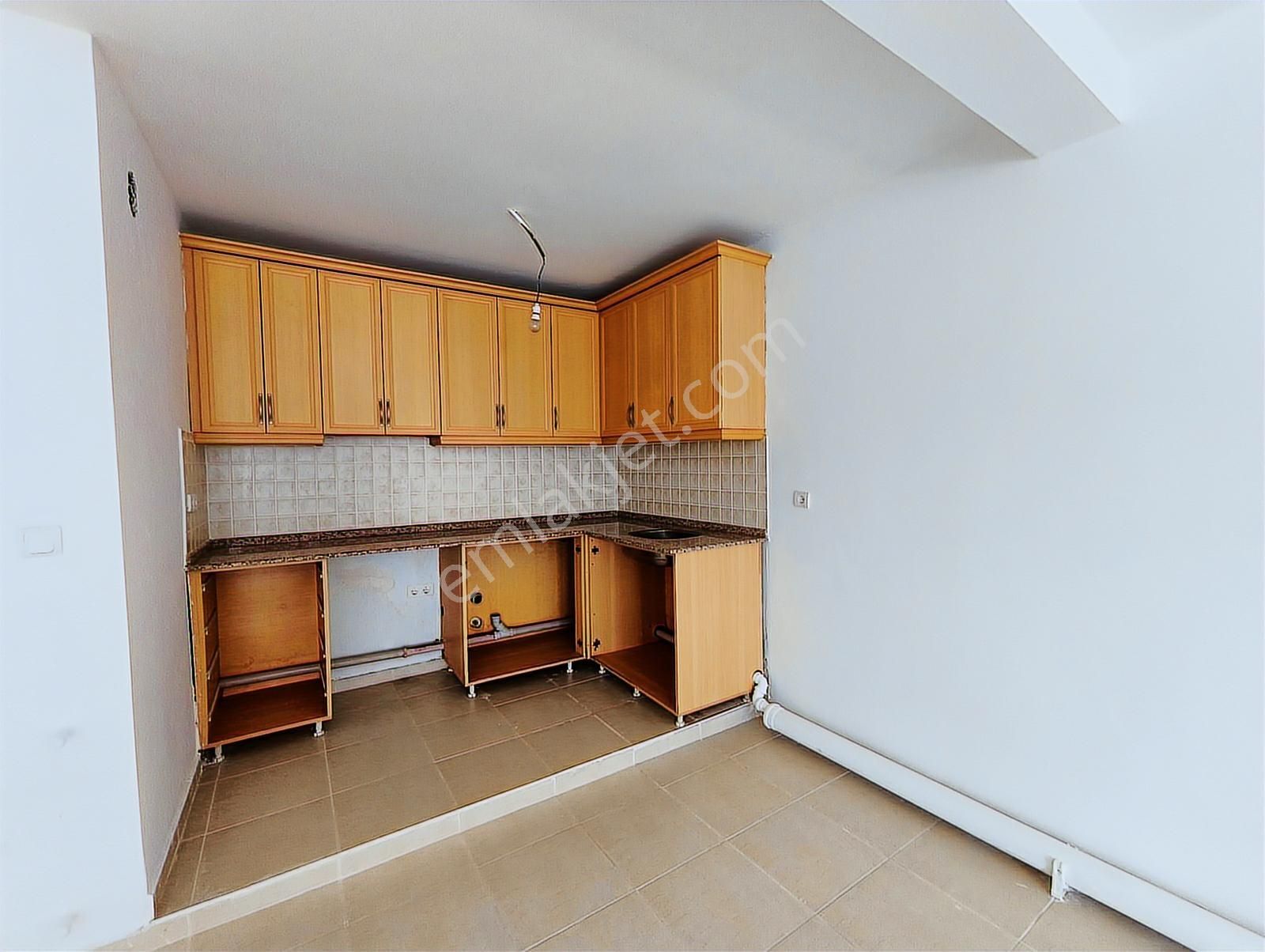 Kuşadasında Emsallerinden Çok Ucuz, Satılık, 5+2 Geniş Villa - Görsel 7