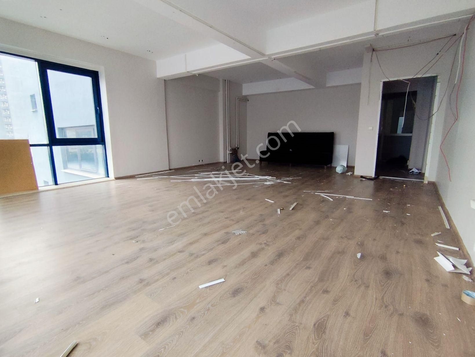 Mertcan Dan E5' Paralel 450m2 Kullanıma Hazır Kiralık İş Yeri - Görsel 6