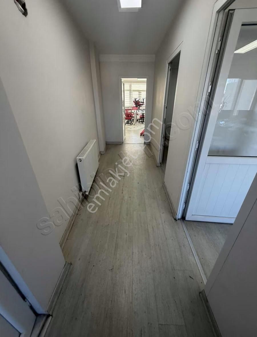 Kasımpaşa'da 2+1, 90m² Kiralık Masrafsız Ofis - Görsel 12