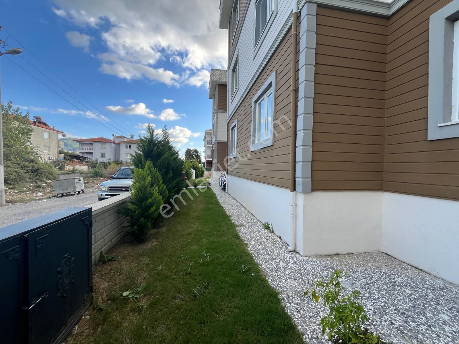 Stoptan Söğütlüyurtta *havuzlu Sitede* 2+1 Satılık Daire - Görsel 7