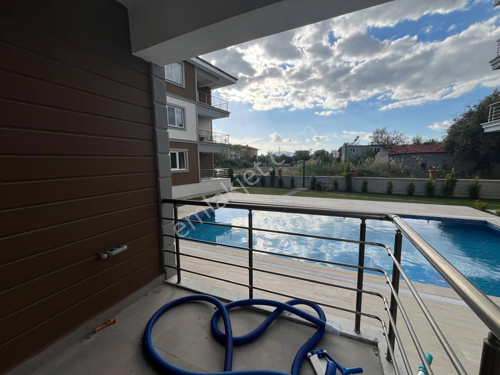 Stoptan Söğütlüyurtta *havuzlu Sitede* 2+1 Satılık Daire - Görsel 5