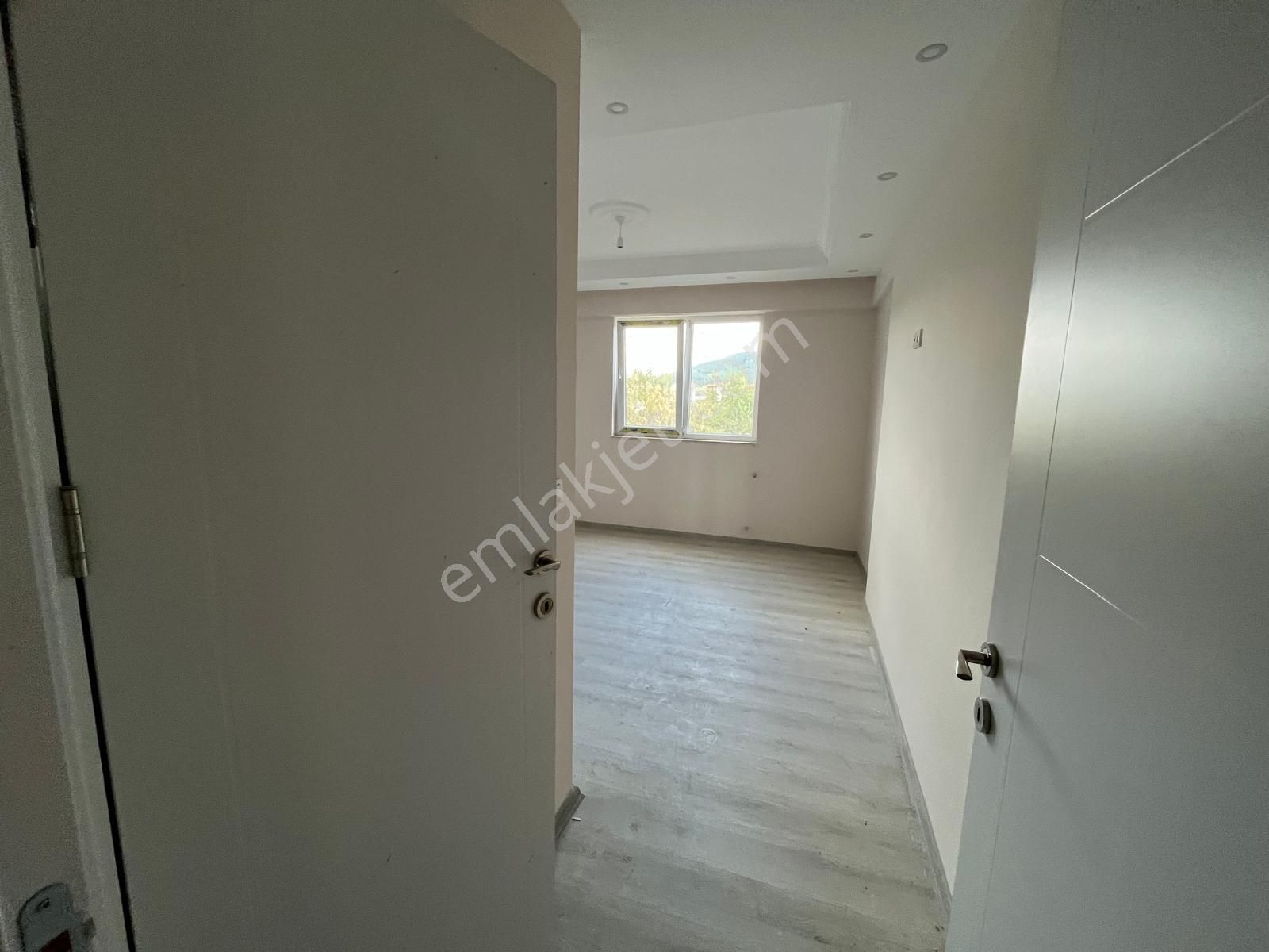 Stoptan Söğütlüyurtta *havuzlu Sitede* 2+1 Satılık Daire - Görsel 18