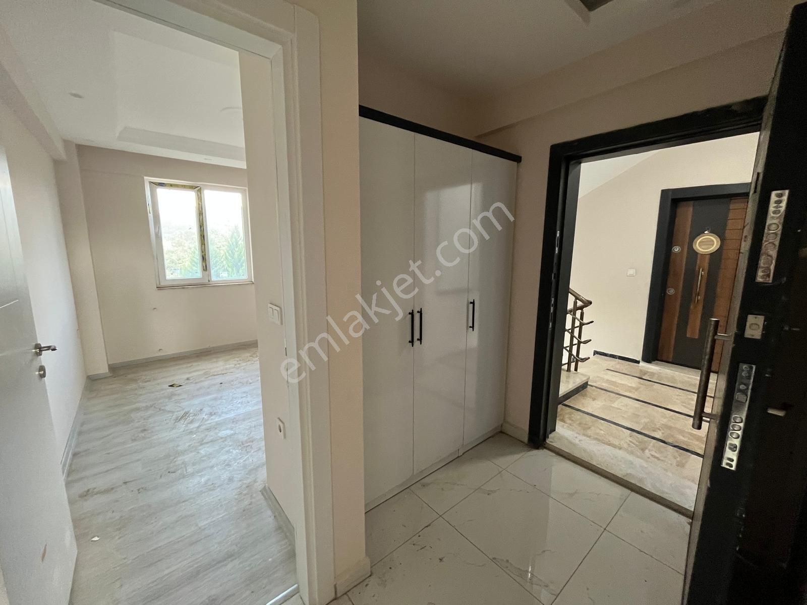 Stoptan Söğütlüyurtta *havuzlu Sitede* 2+1 Satılık Daire - Görsel 19