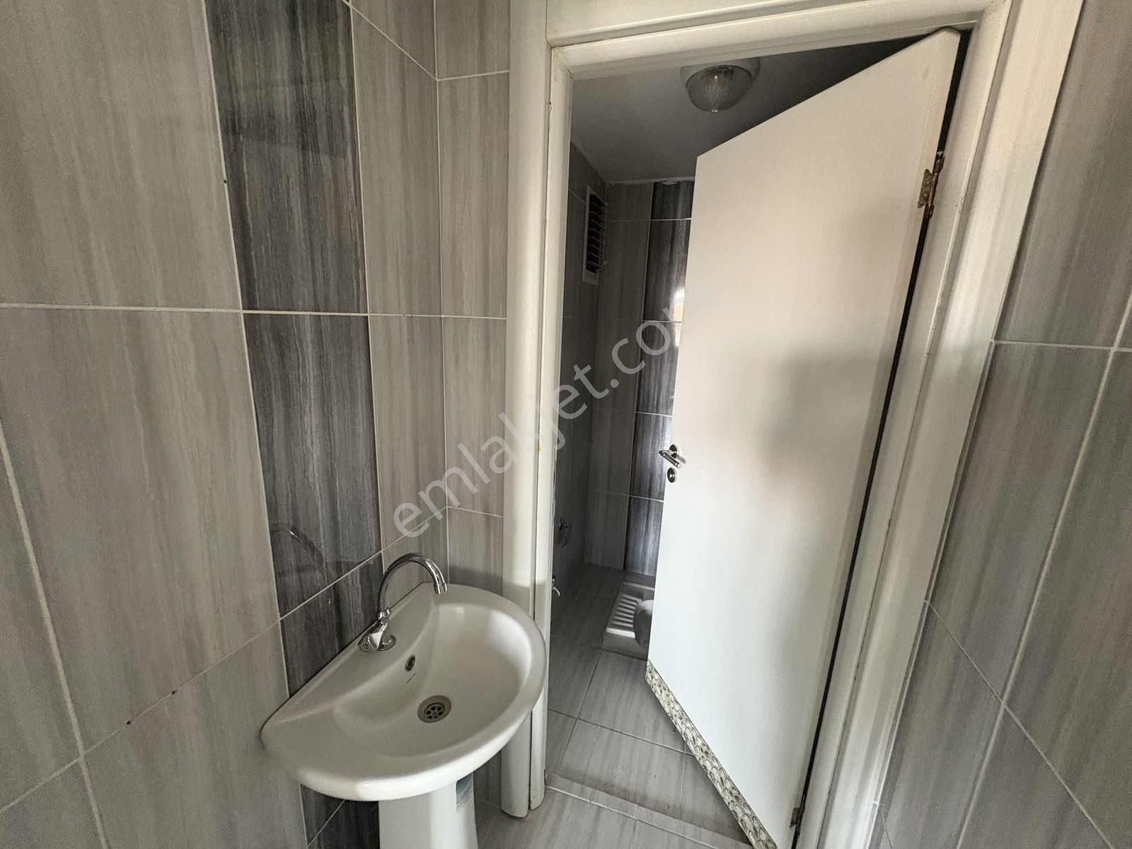 Marka Gayrimenkulden 4+1 Cadde Üstünde Daire - Görsel 31