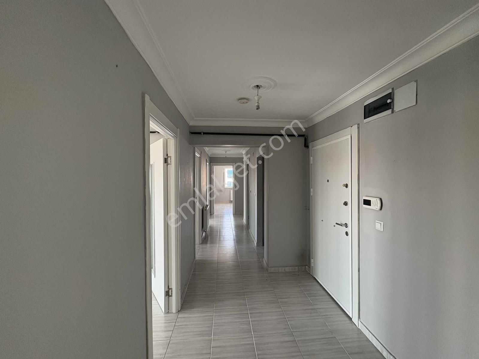 Marka Gayrimenkulden 4+1 Cadde Üstünde Daire - Görsel 17