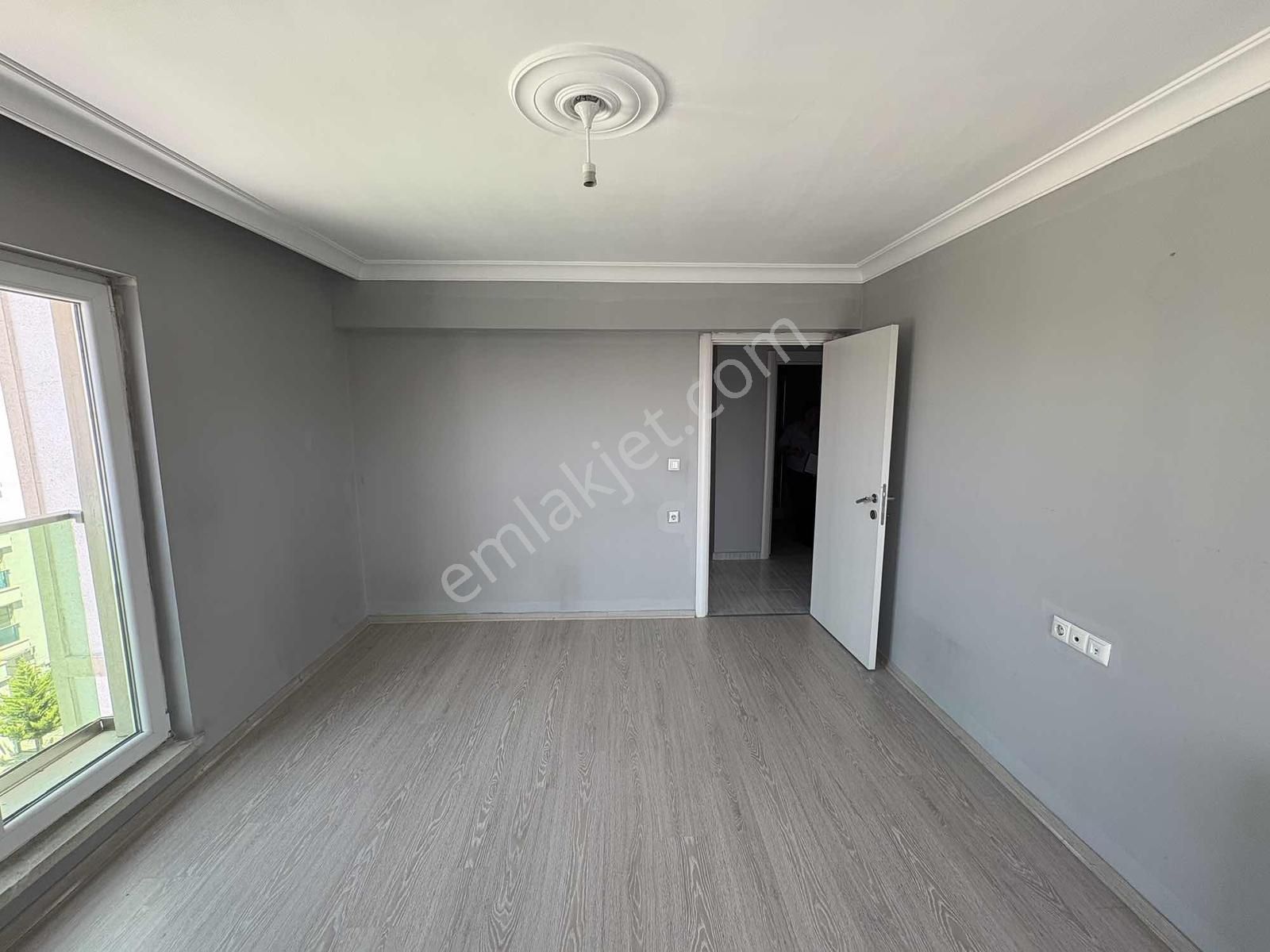 Marka Gayrimenkulden 4+1 Cadde Üstünde Daire - Görsel 12