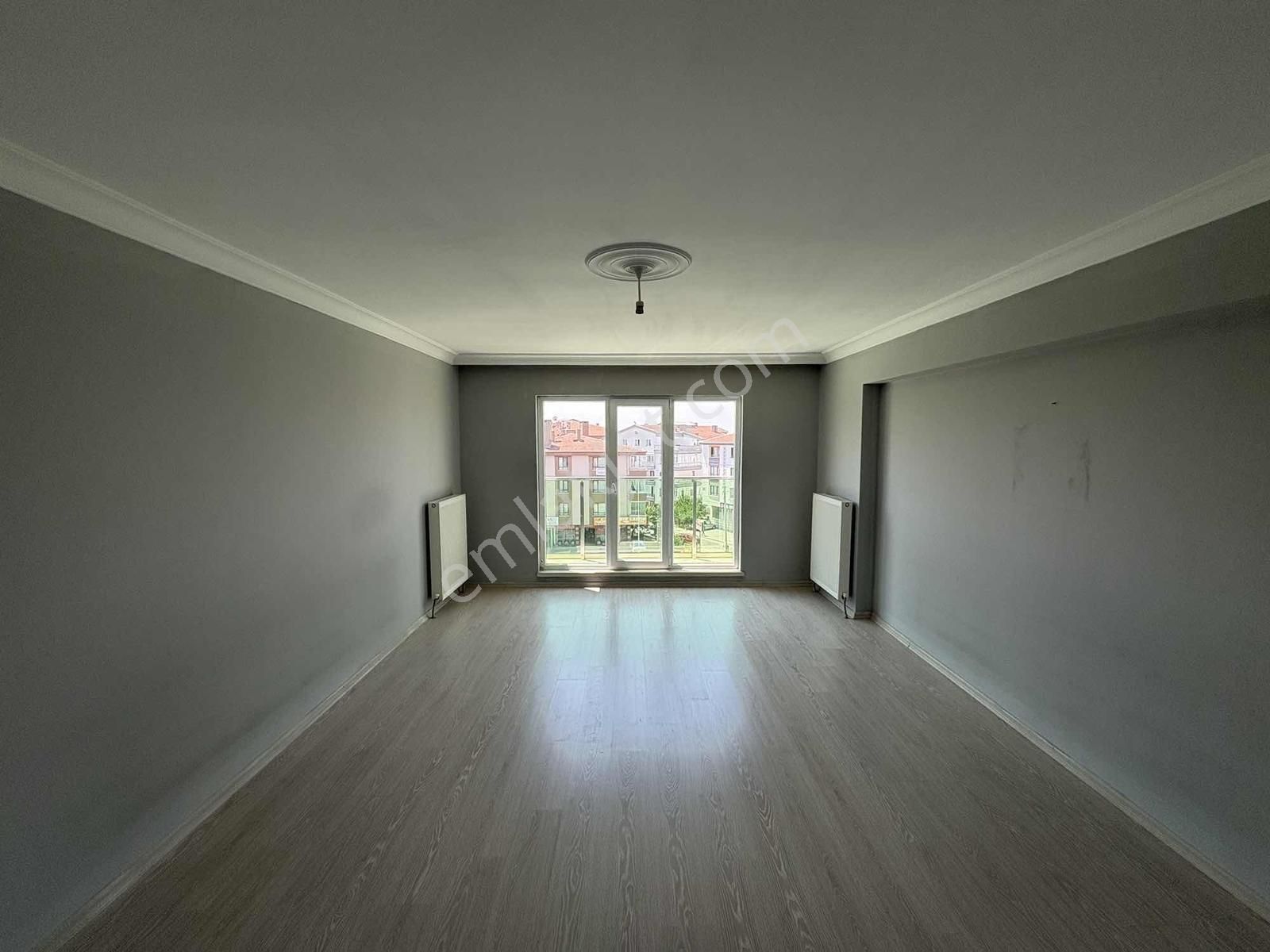 Marka Gayrimenkulden 4+1 Cadde Üstünde Daire - Görsel 8