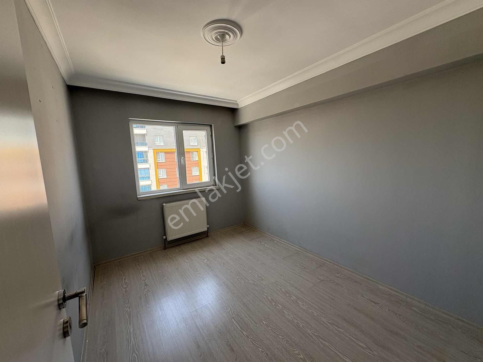 Marka Gayrimenkulden 4+1 Cadde Üstünde Daire - Görsel 14