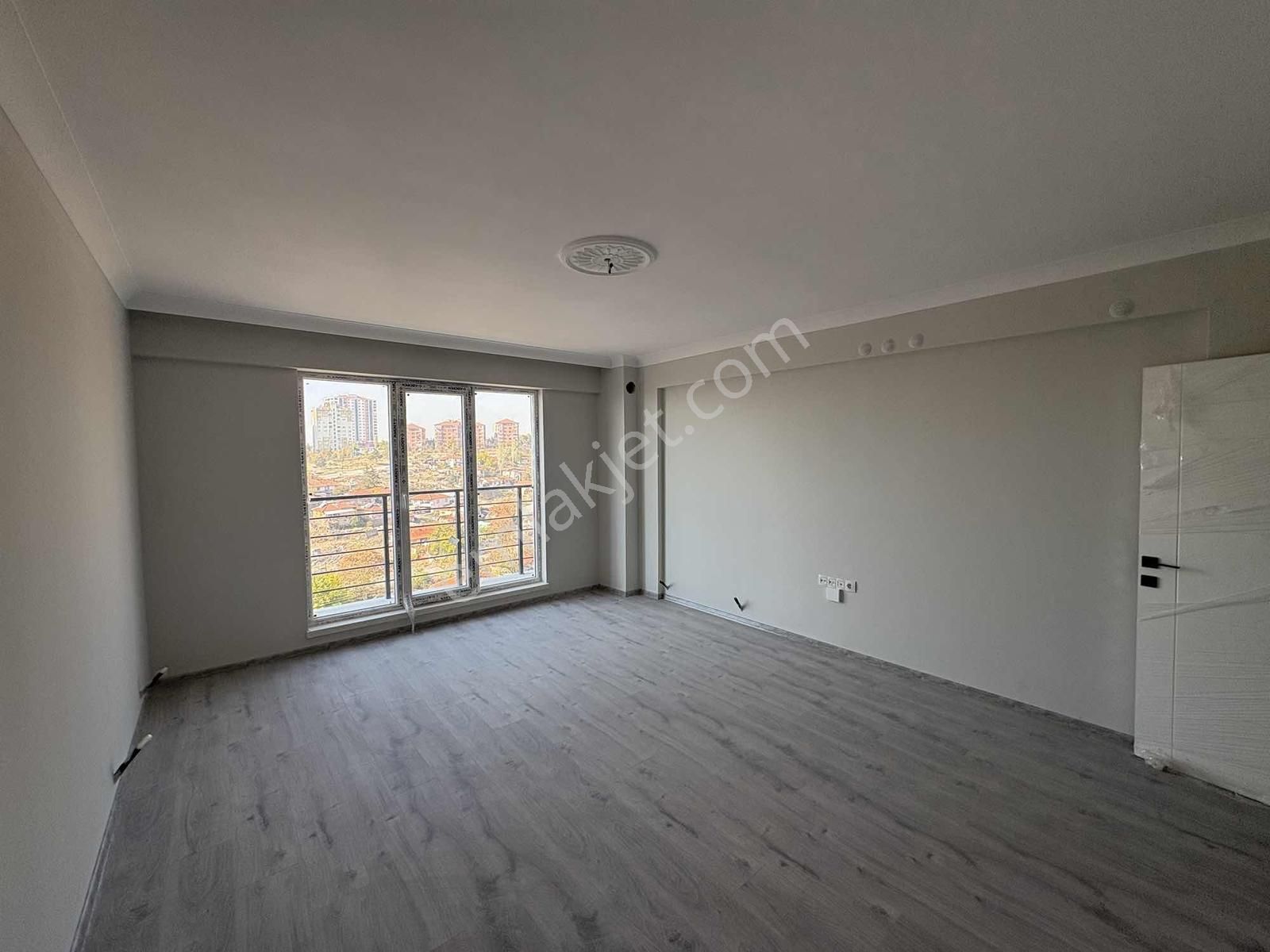 Marka Gayrımenkul'den 5. Katta Sıfır Daire - Görsel 6