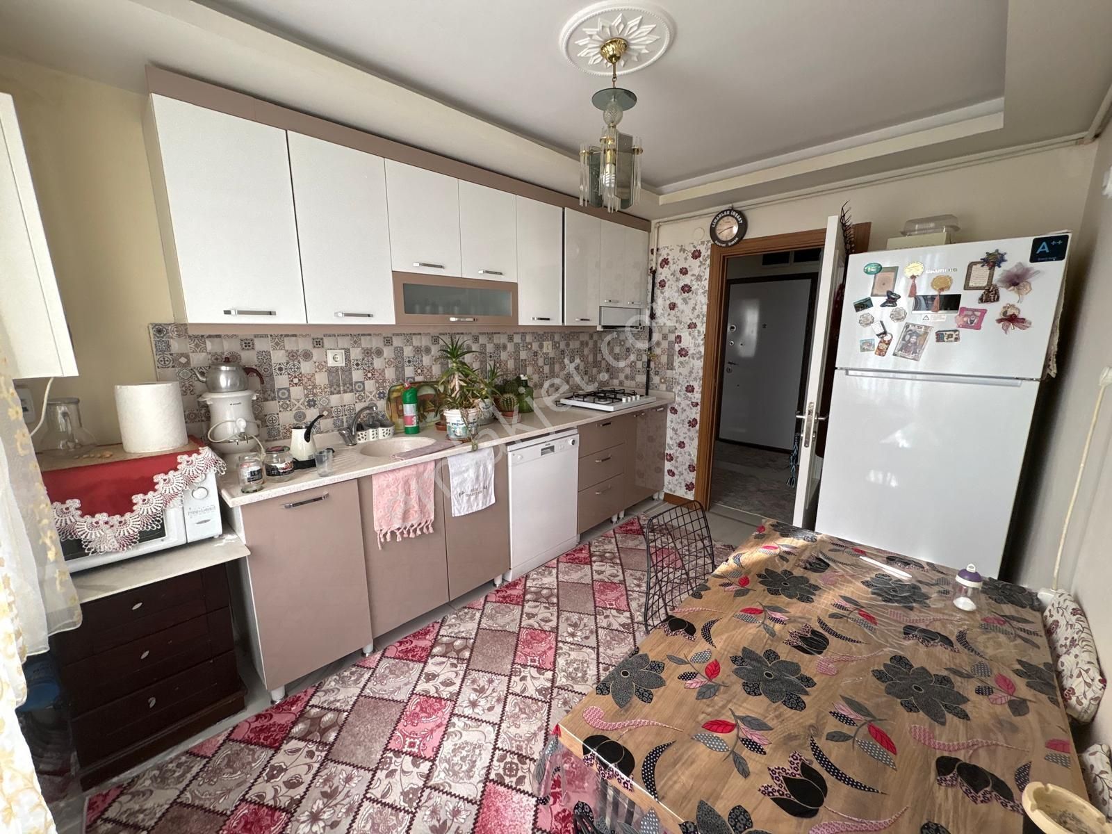 Marka Gayrimenkul,den 3+1 Masrafsız Cadde Yakını Daire - Görsel 3