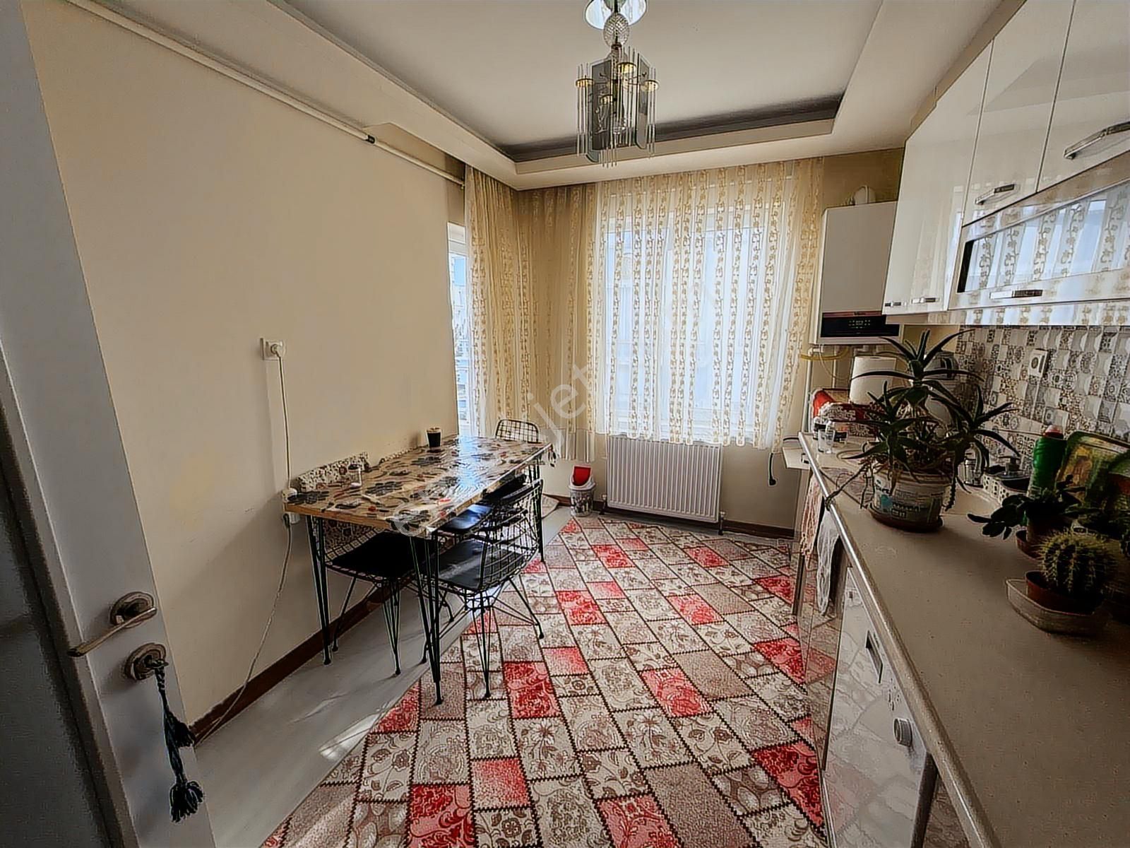 Marka Gayrimenkul,den 3+1 Masrafsız Cadde Yakını Daire - Görsel 8