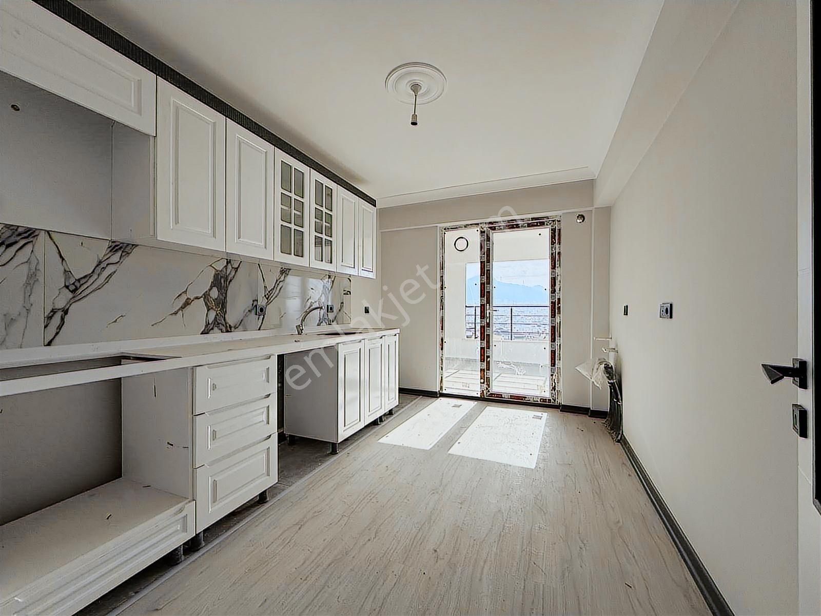 Marka,dan 4. Kat Ankara Manzaralı Sıfır Teras Balkon*kapalı Oto - Görsel 2