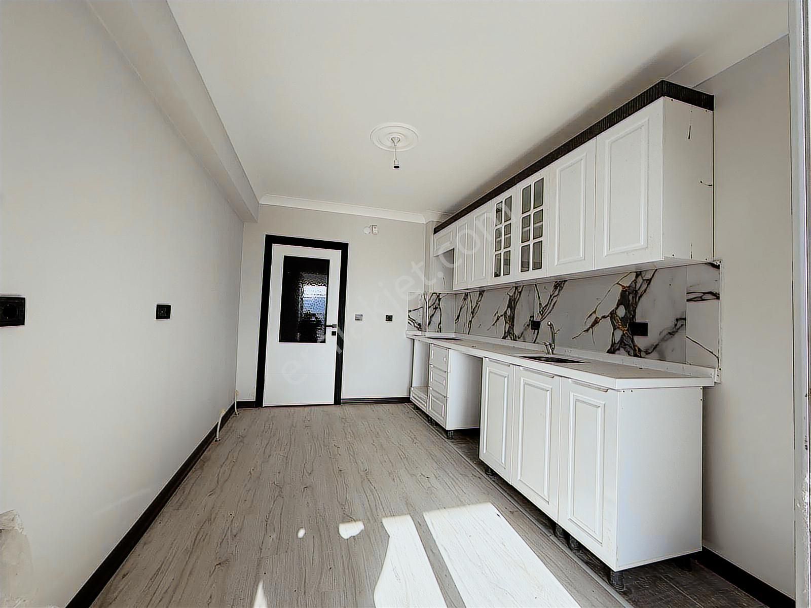 Marka,dan 4. Kat Ankara Manzaralı Sıfır Teras Balkon*kapalı Oto - Görsel 8