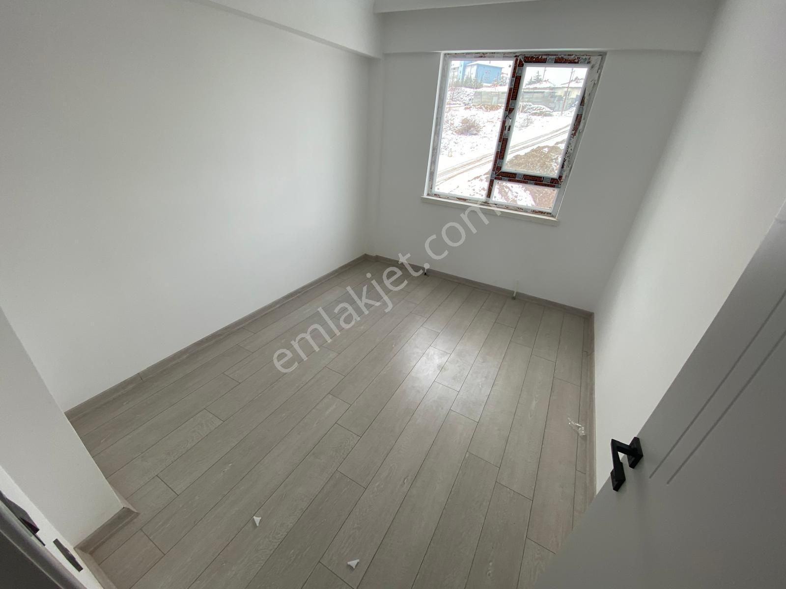 Marka Gayrimenkul,den Sıfır Merkezi Yerde 4. Katta Daire - Görsel 17