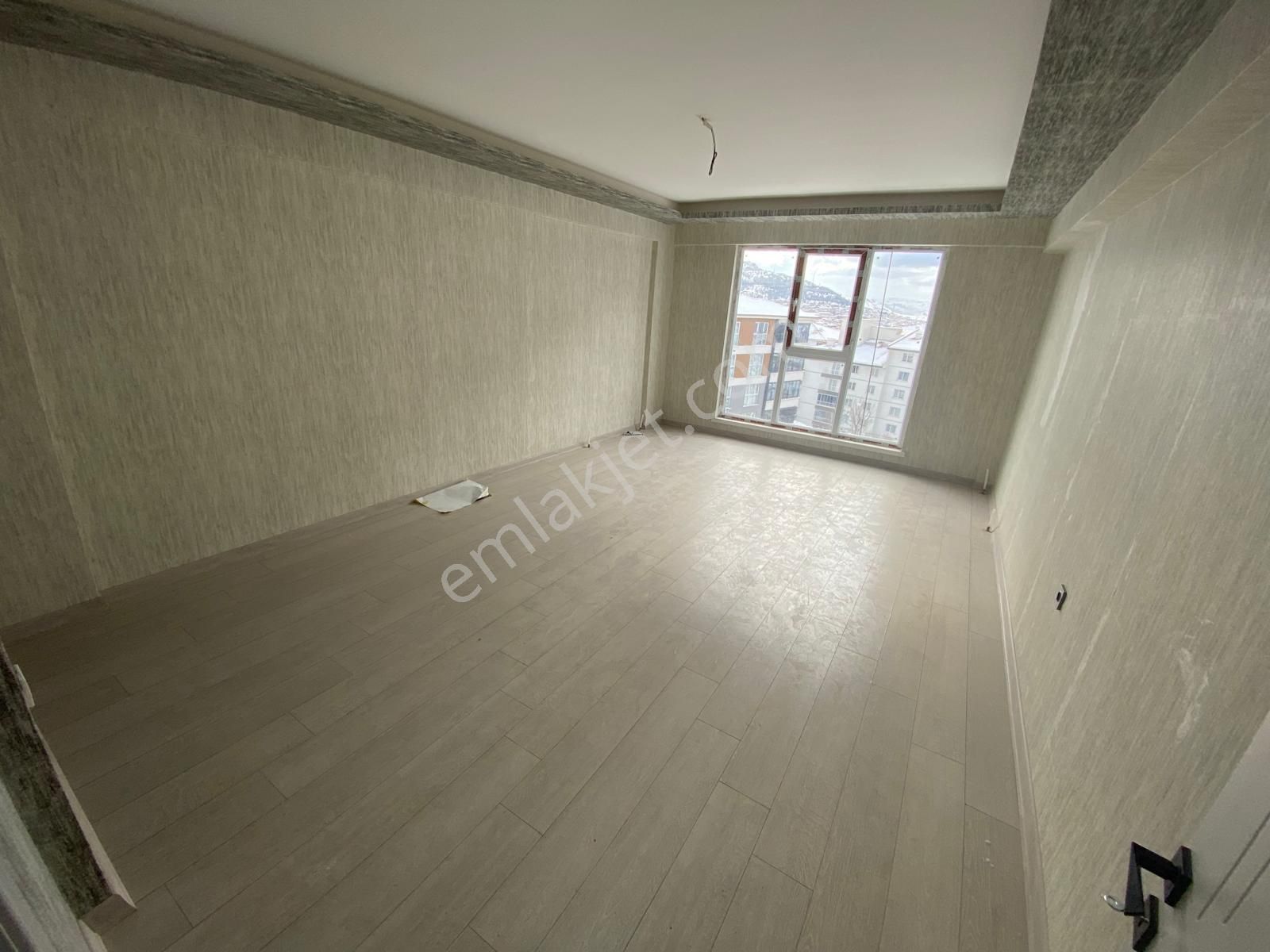 Marka Gayrimenkul,den Sıfır Merkezi Yerde 4. Katta Daire - Görsel 12