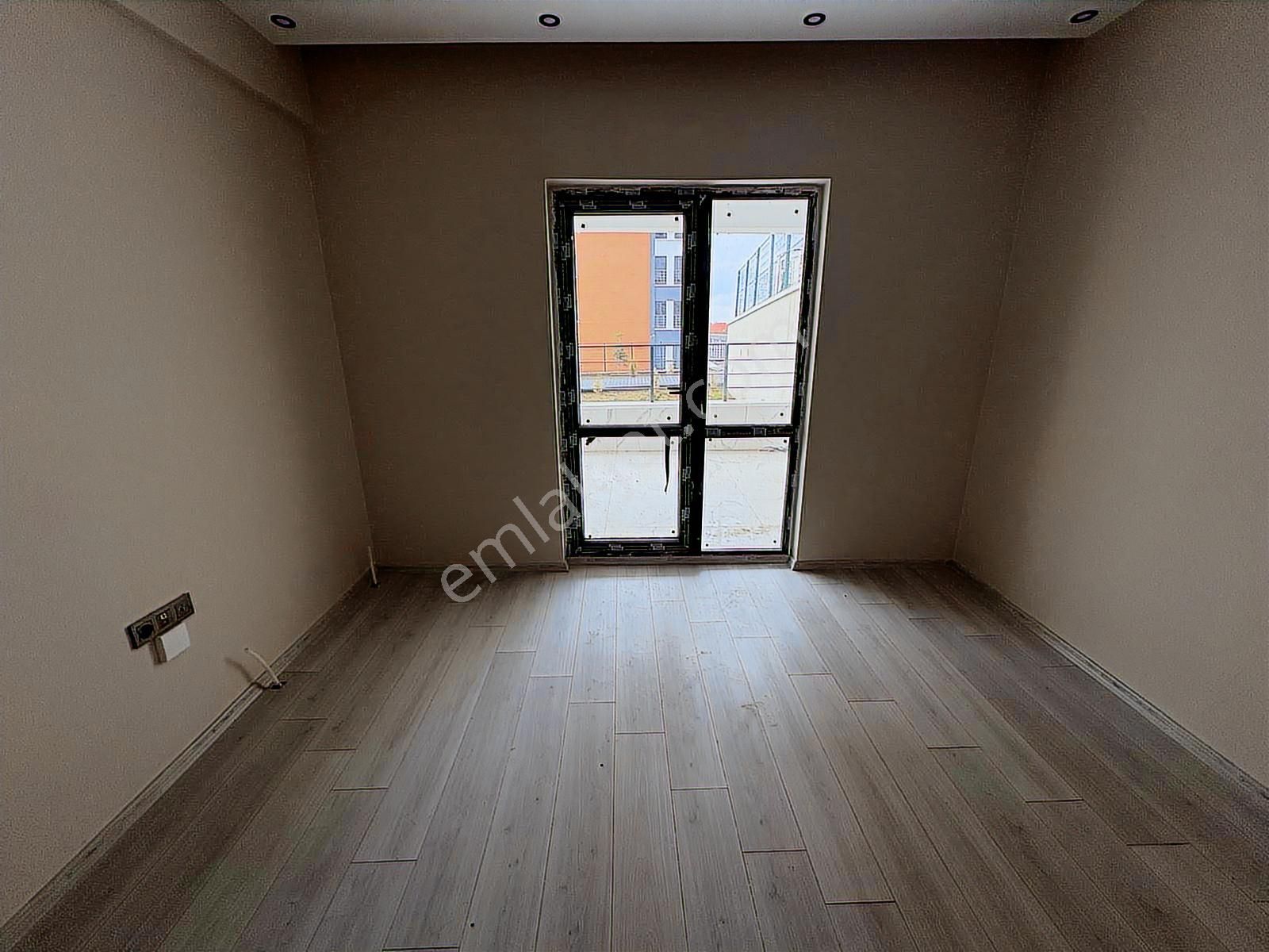 Marka Gayrimenkul,den Giriş Giyinme Odalı 2+1 Sıfır Daire - Görsel 5