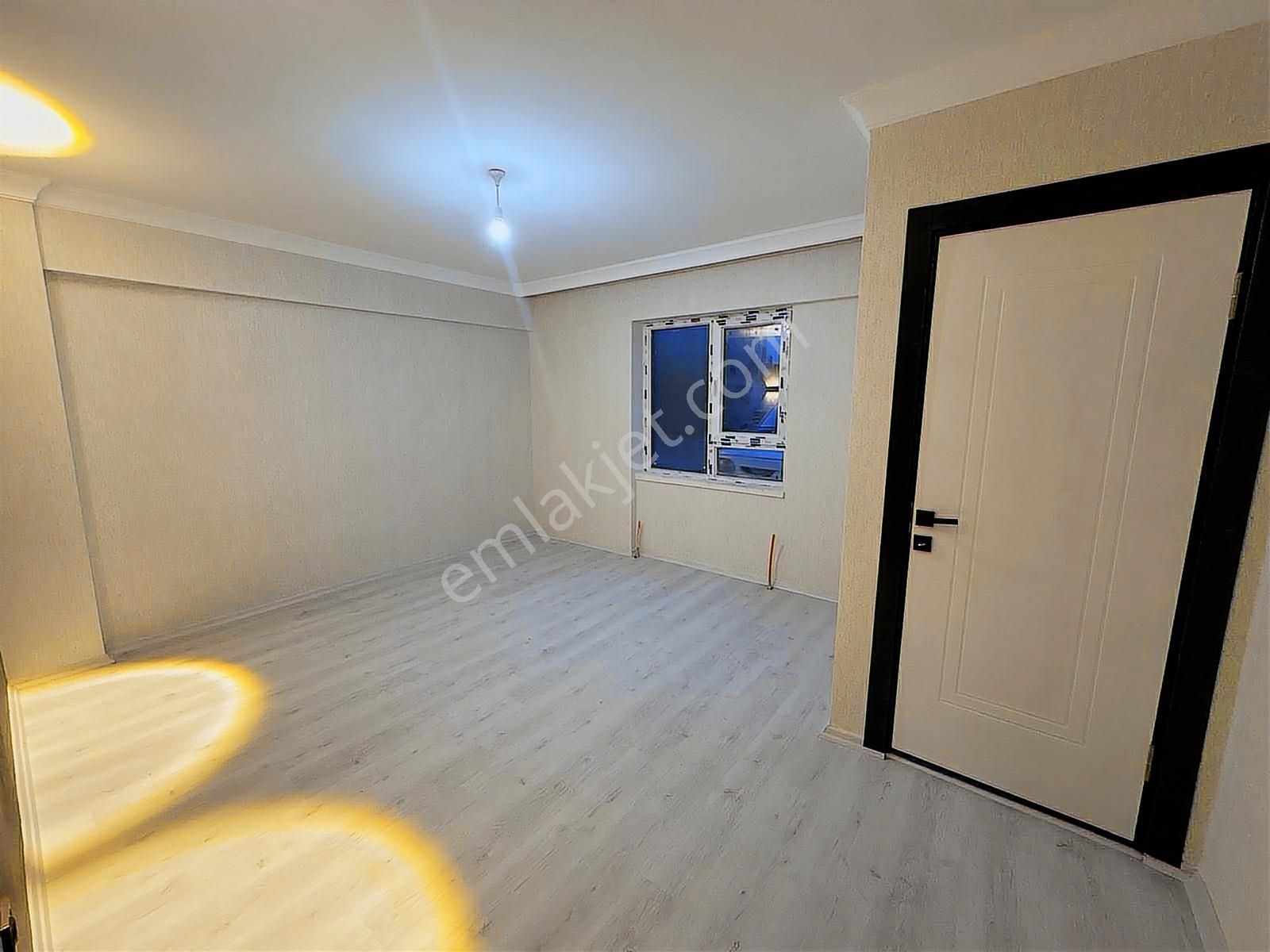 Marka Gayrimenkul,den Sıfır Teras Balkonlu 3+1 Daire - Görsel 8