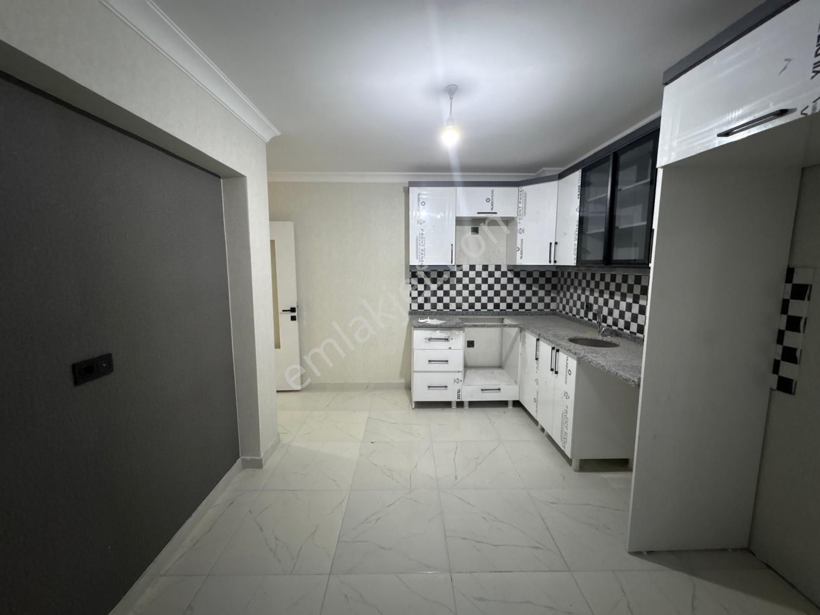 Marka Gayrimenkul,den Sıfır Teras Balkonlu 3+1 Daire - Görsel 26