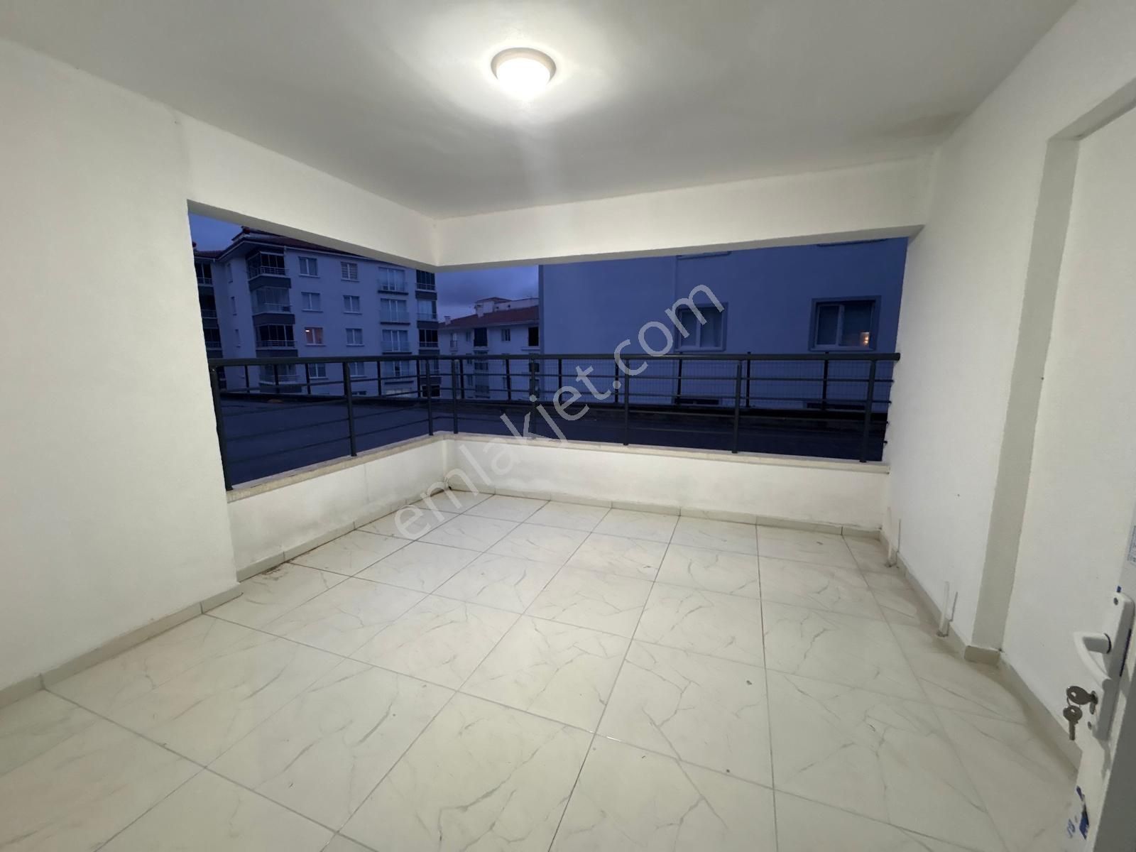 Marka Gayrimenkul,den Sıfır Teras Balkonlu 3+1 Daire - Görsel 29