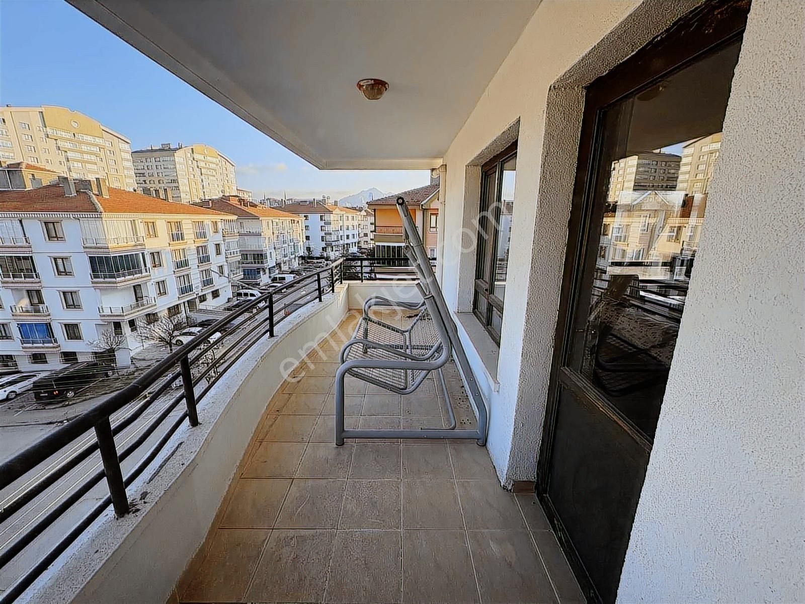 Marka Gayrimenkul,den Geniş Ferah 3. Katta 3+1 Daire - Görsel 22