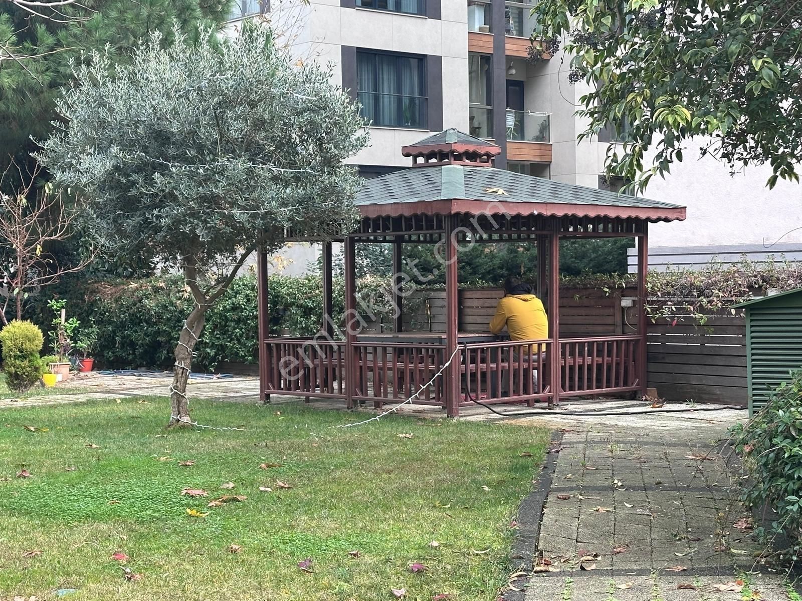 Suadiye'de 3+1 Net 105 M2 Prestijli Binada Fırsat Boş Daire - Görsel 19