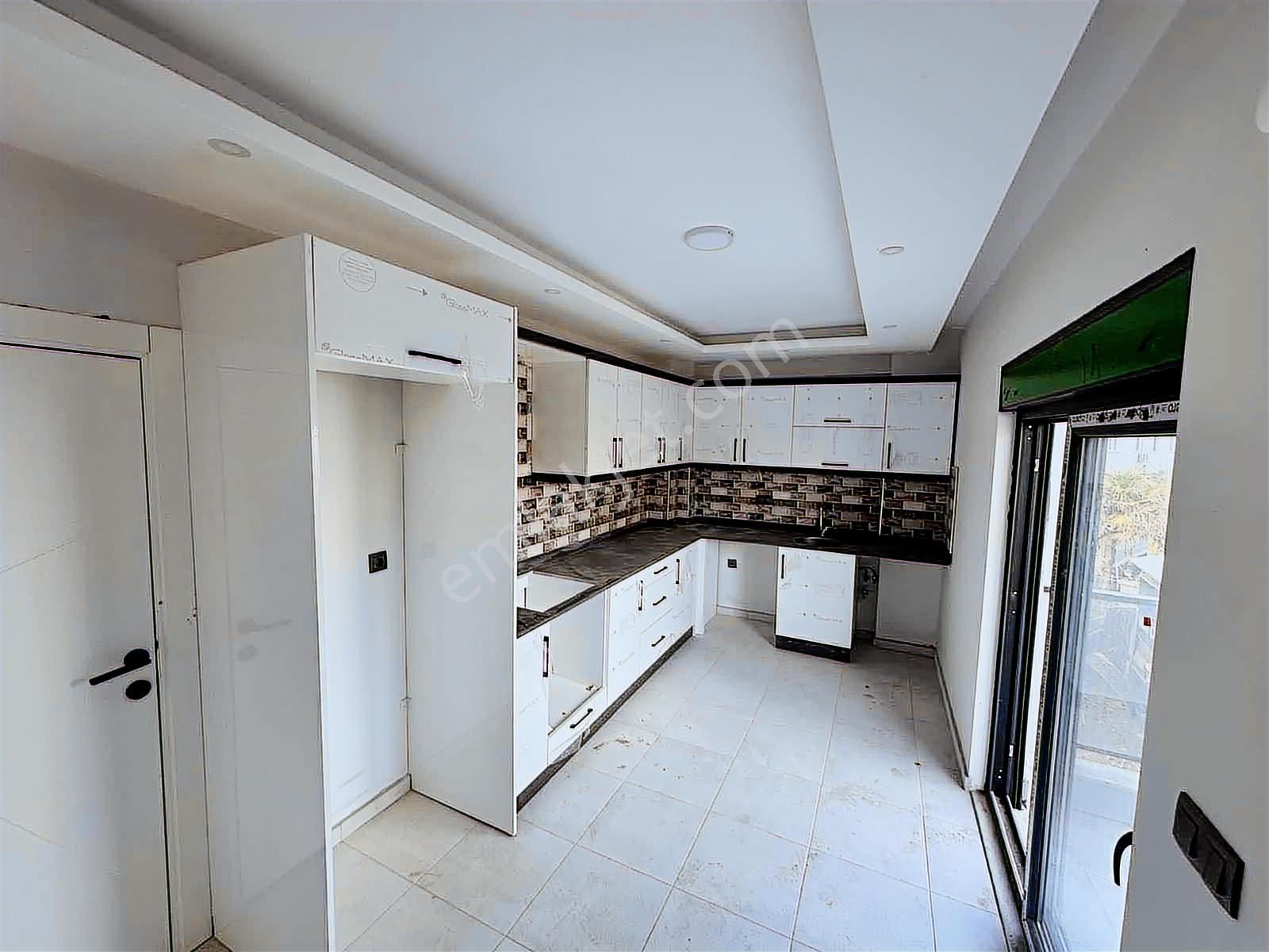 Gazi Mahallesinde Katta Tek Daire Üzeri 3+1 - Görsel 10